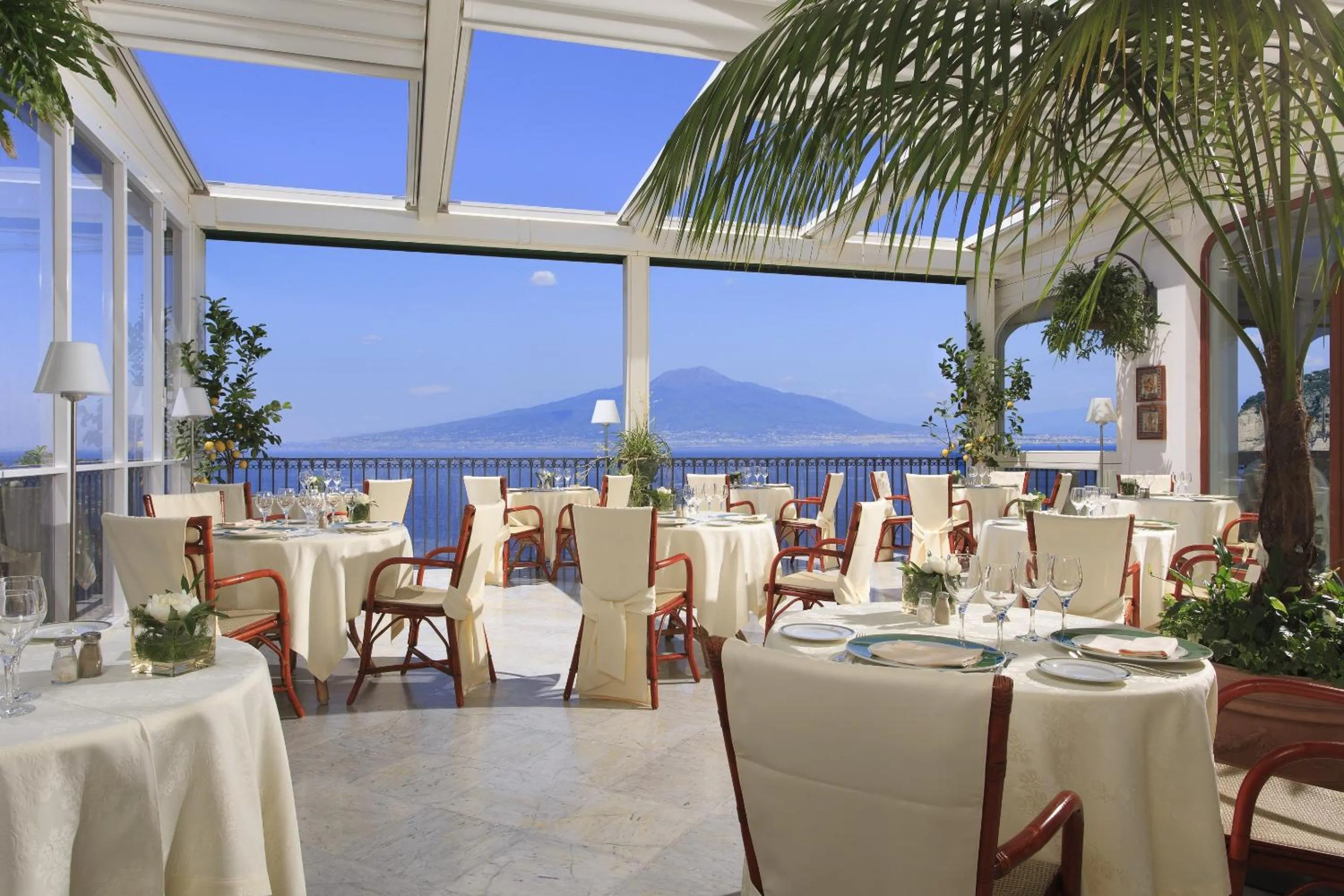 Restaurant/places to eat in Grand Hotel Ambasciatori