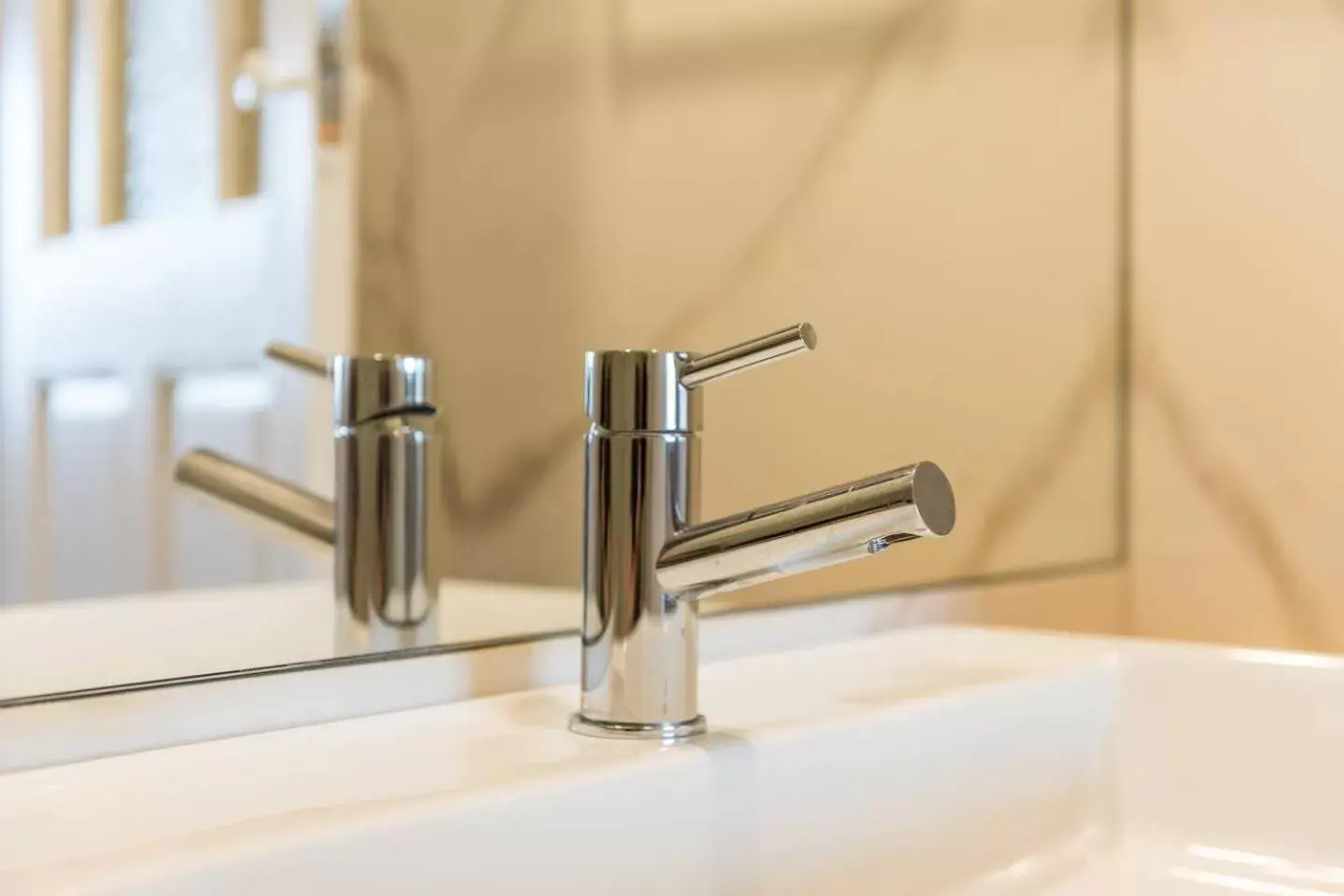 Bathroom in Serenata Boutique Rooms