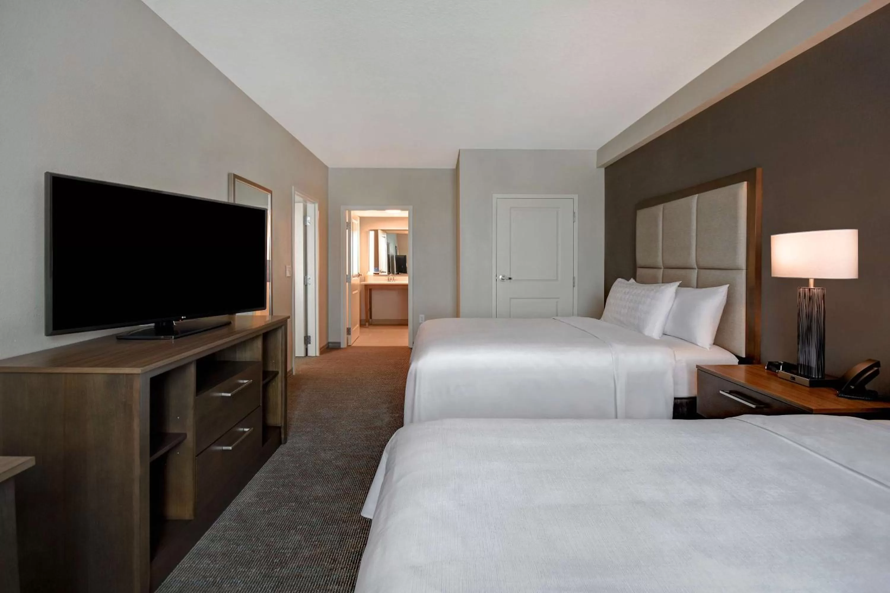 Bed in Homewood Suites By Hilton Orlando Flamingo Crossings, Fl