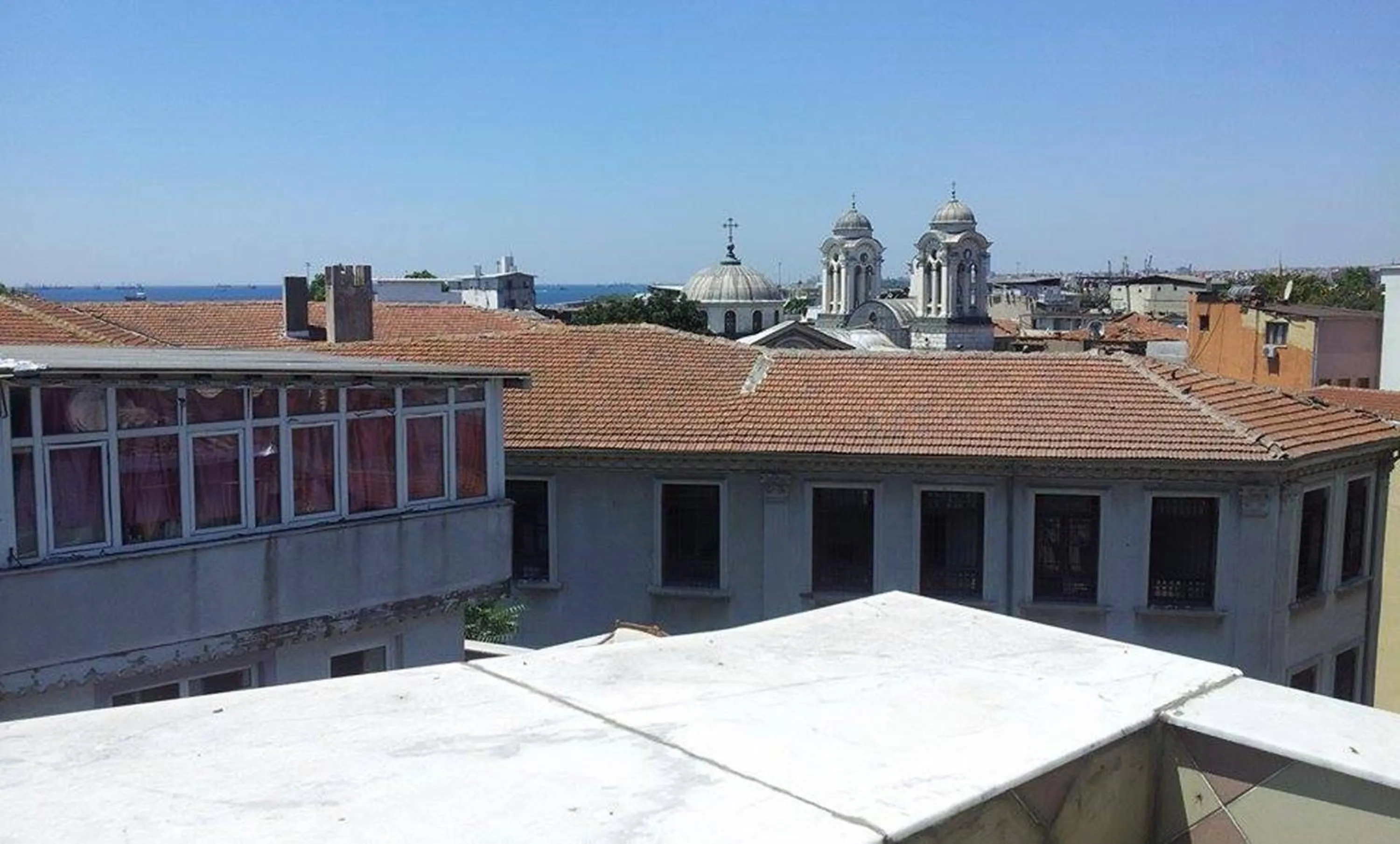 Day in Hotel Grand Mark