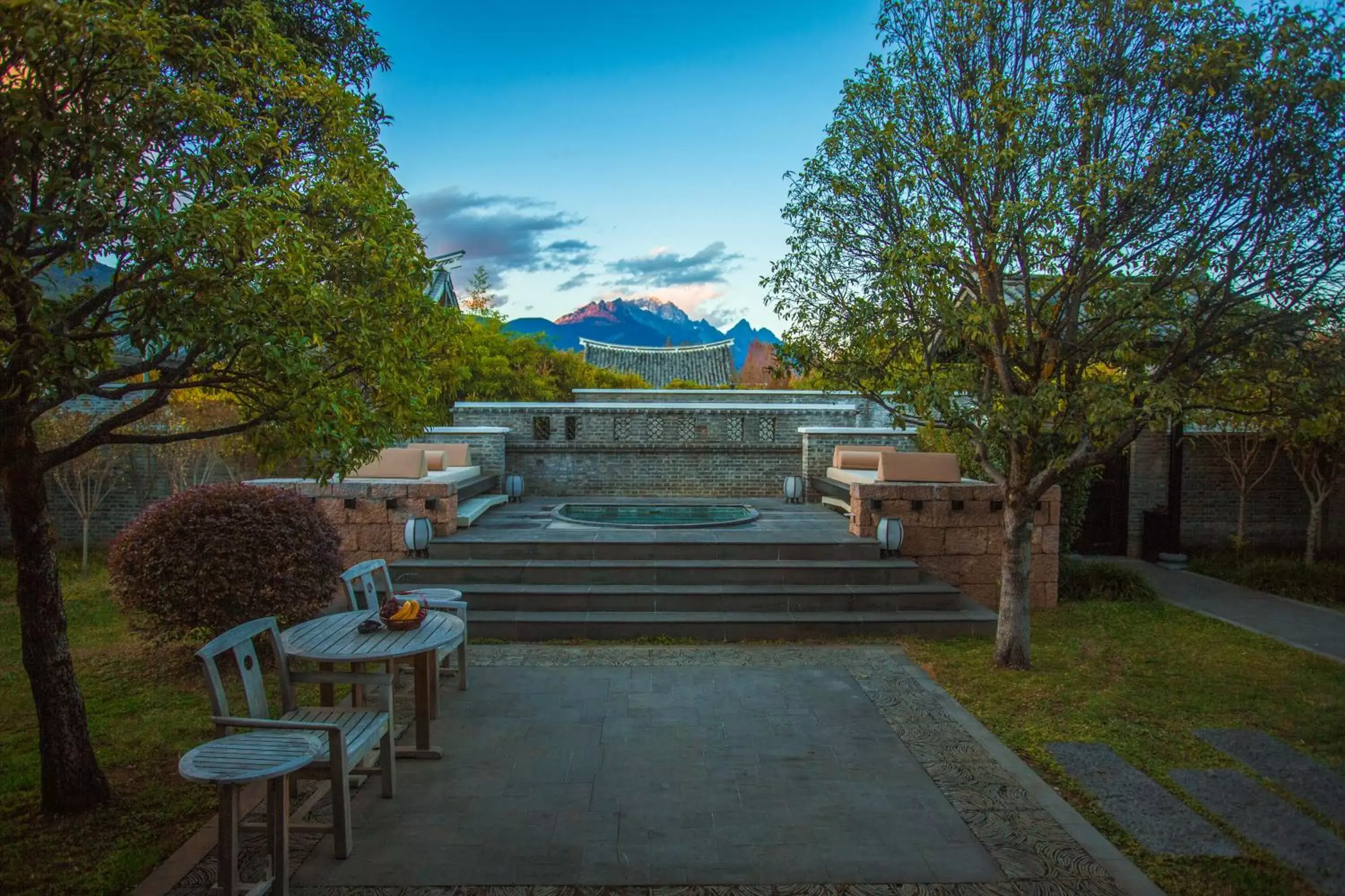 Hot Spring Bath in Banyan Tree Lijiang