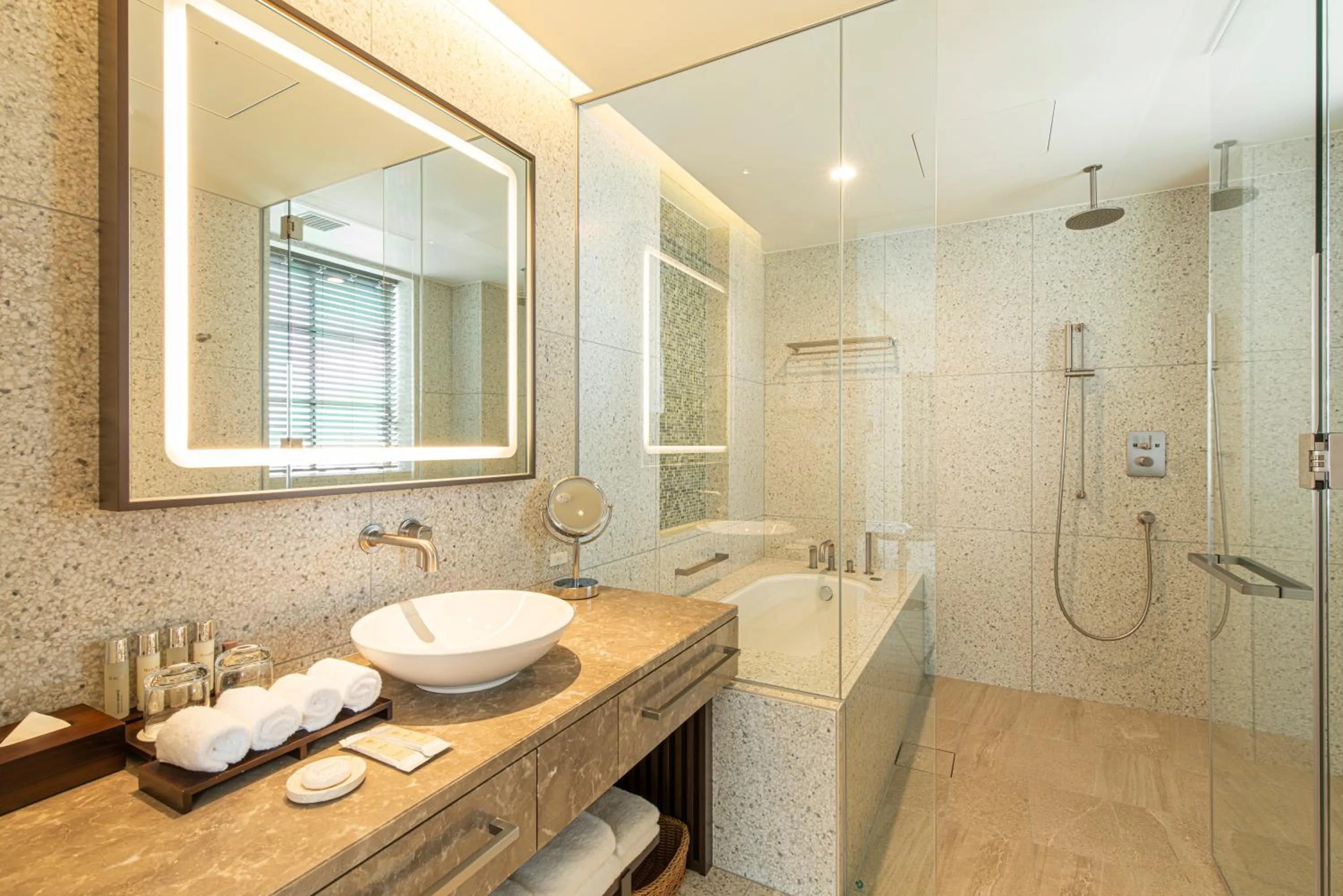 Bathroom in The Hotel Seiryu Kyoto Kiyomizu - a member of the Leading Hotels of the World-