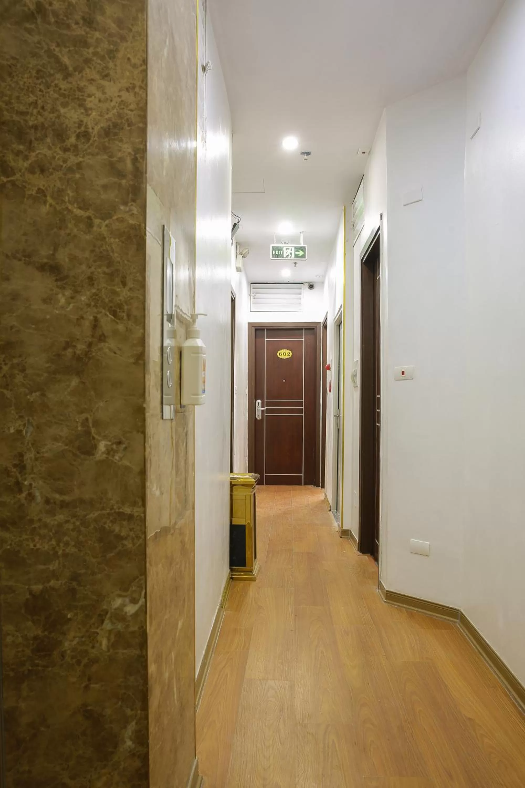 elevator in Royal Hotel