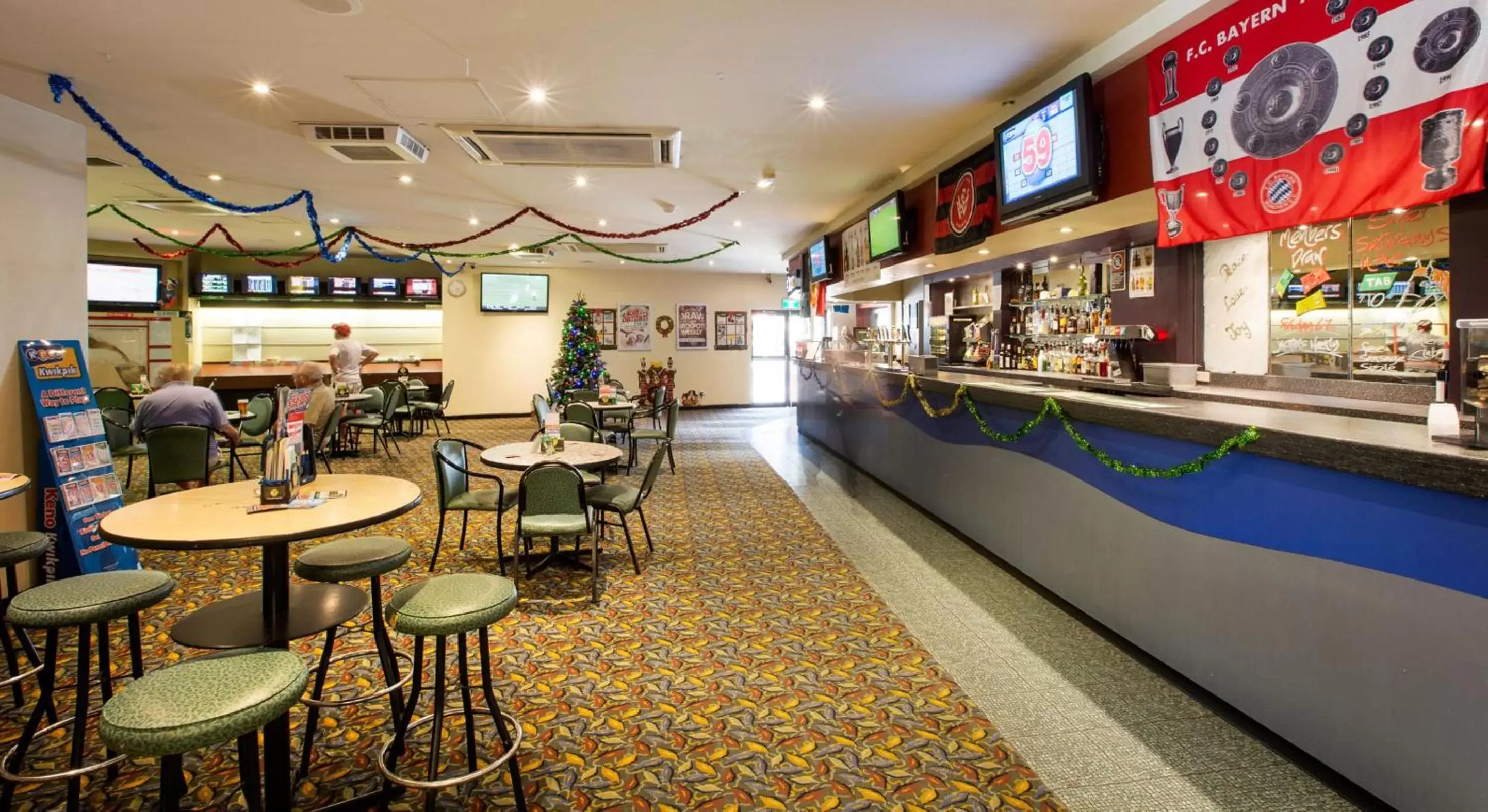 Lounge or bar, Lounge/Bar in Villawood Hotel