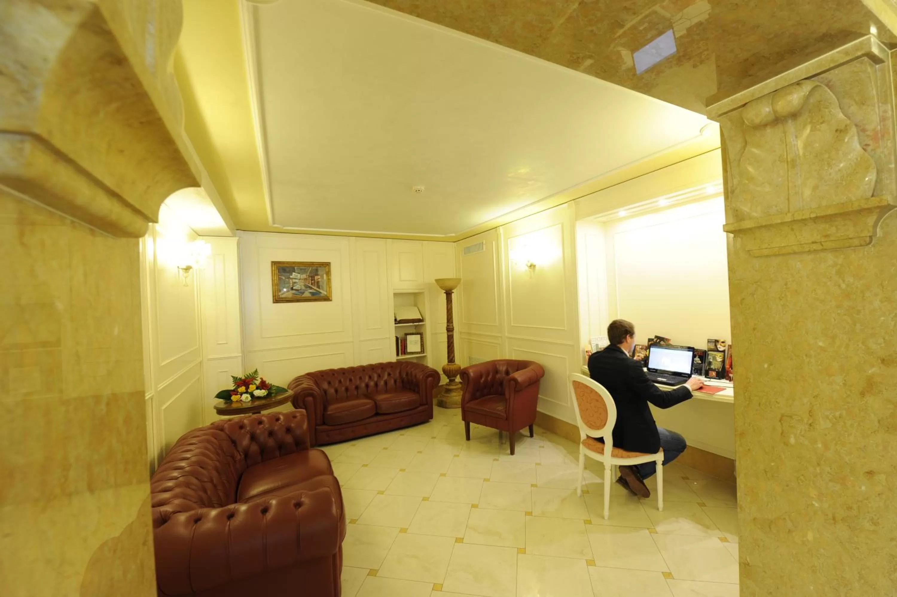 People in Hotel Villa Rosa