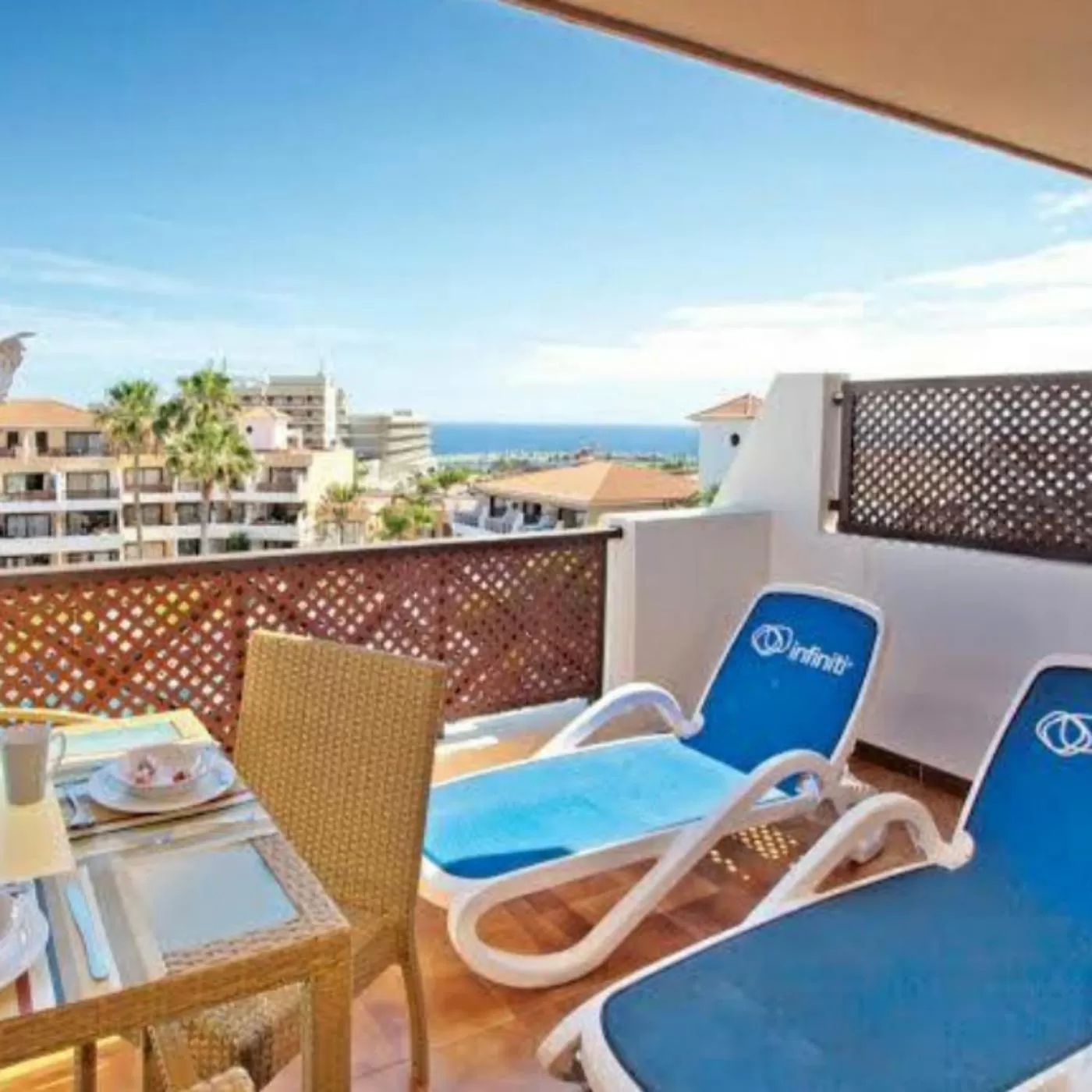 Balcony/Terrace in Sunshine Apartments