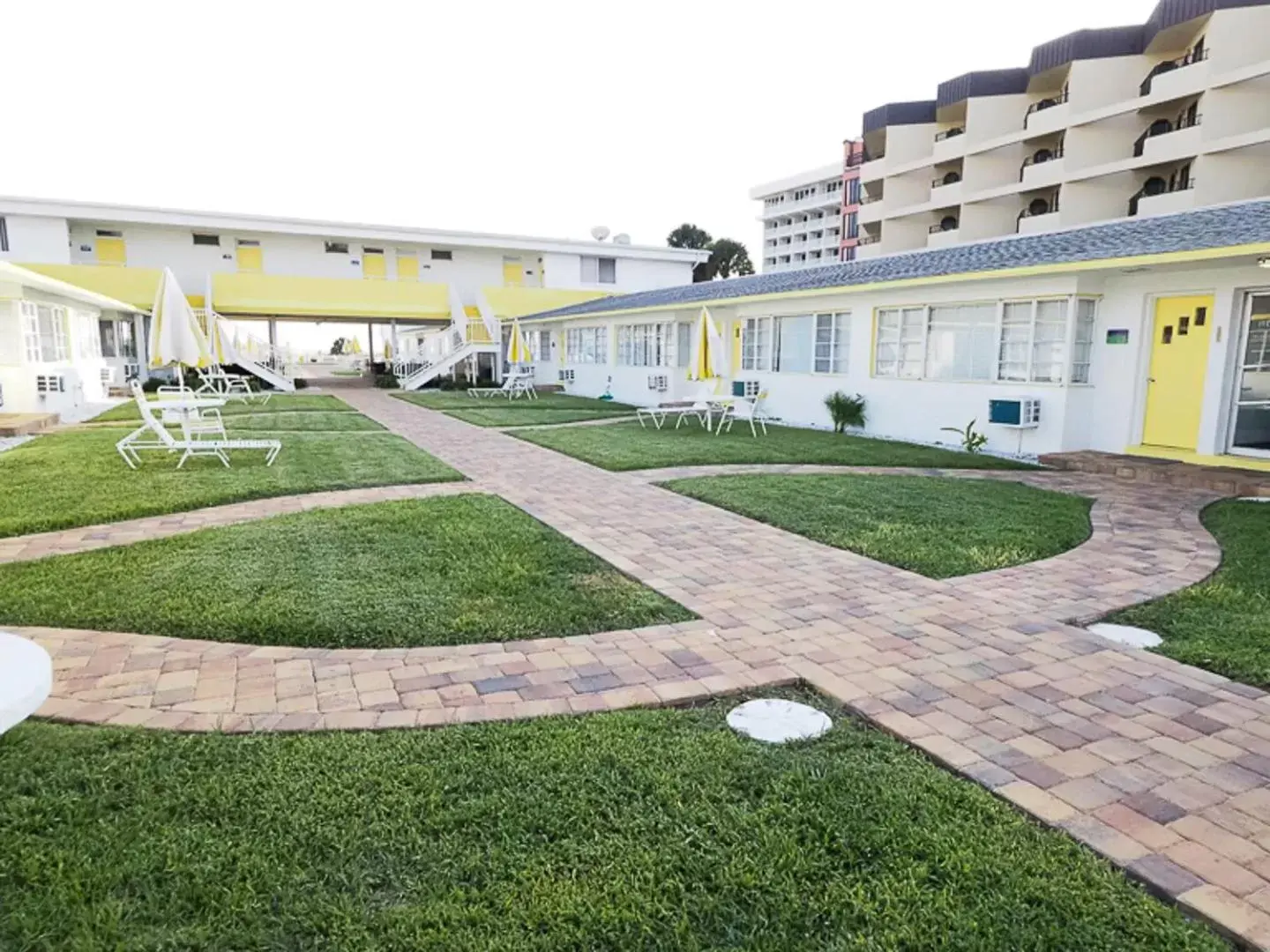 Property Building in The Sands of Treasure Island