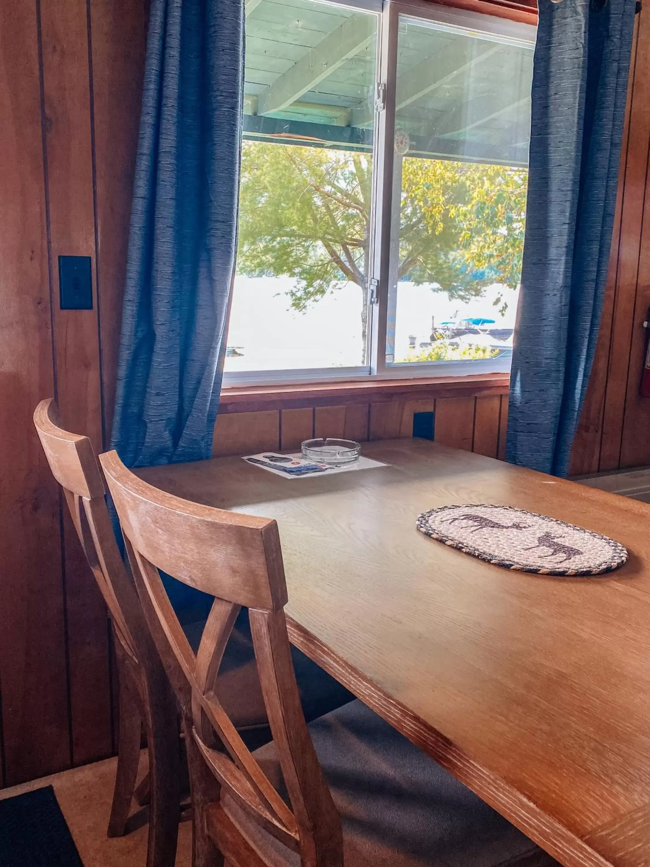 Dining Area in Rangeley Town & Lake