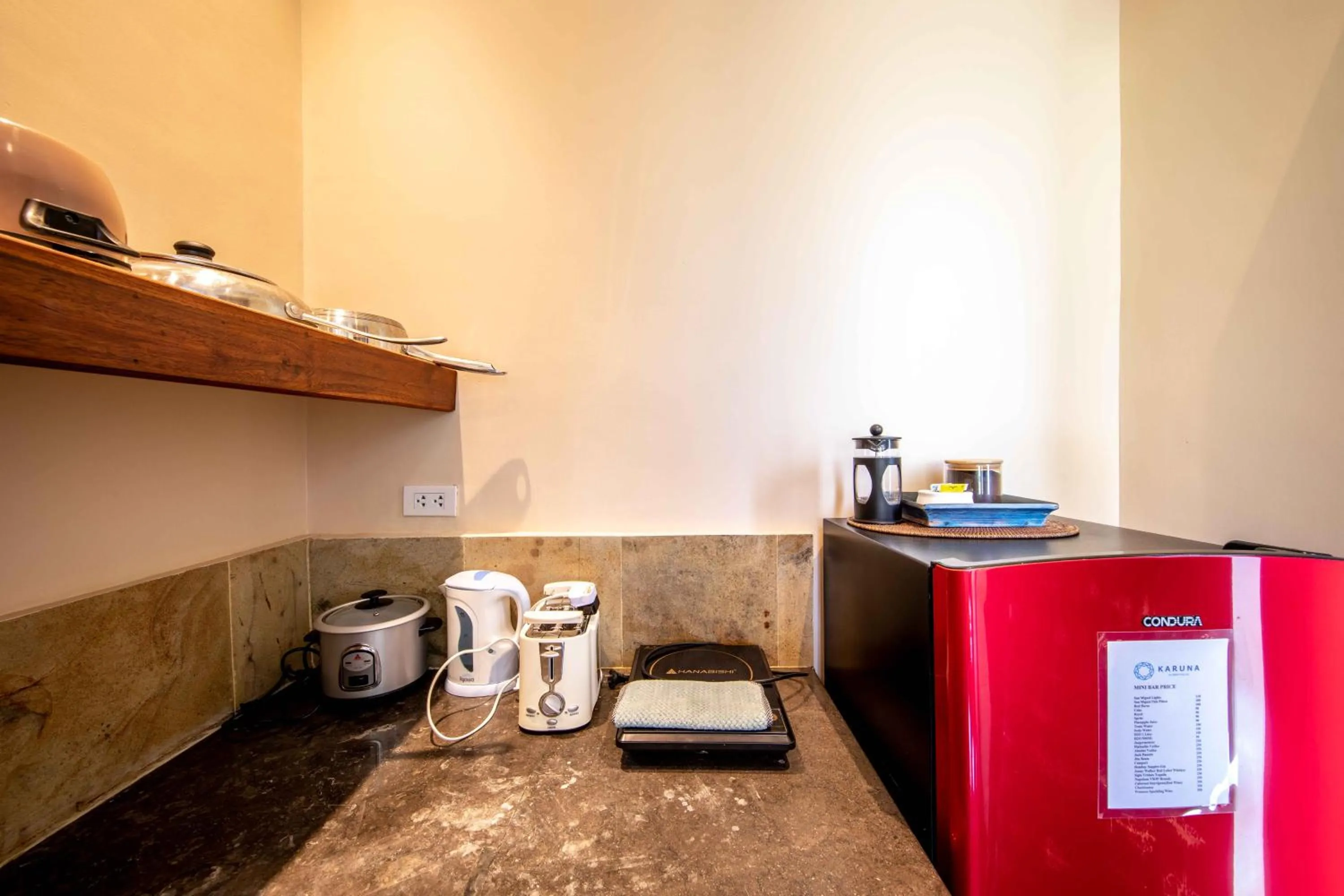 Coffee/tea facilities in Karuna El Nido Villas