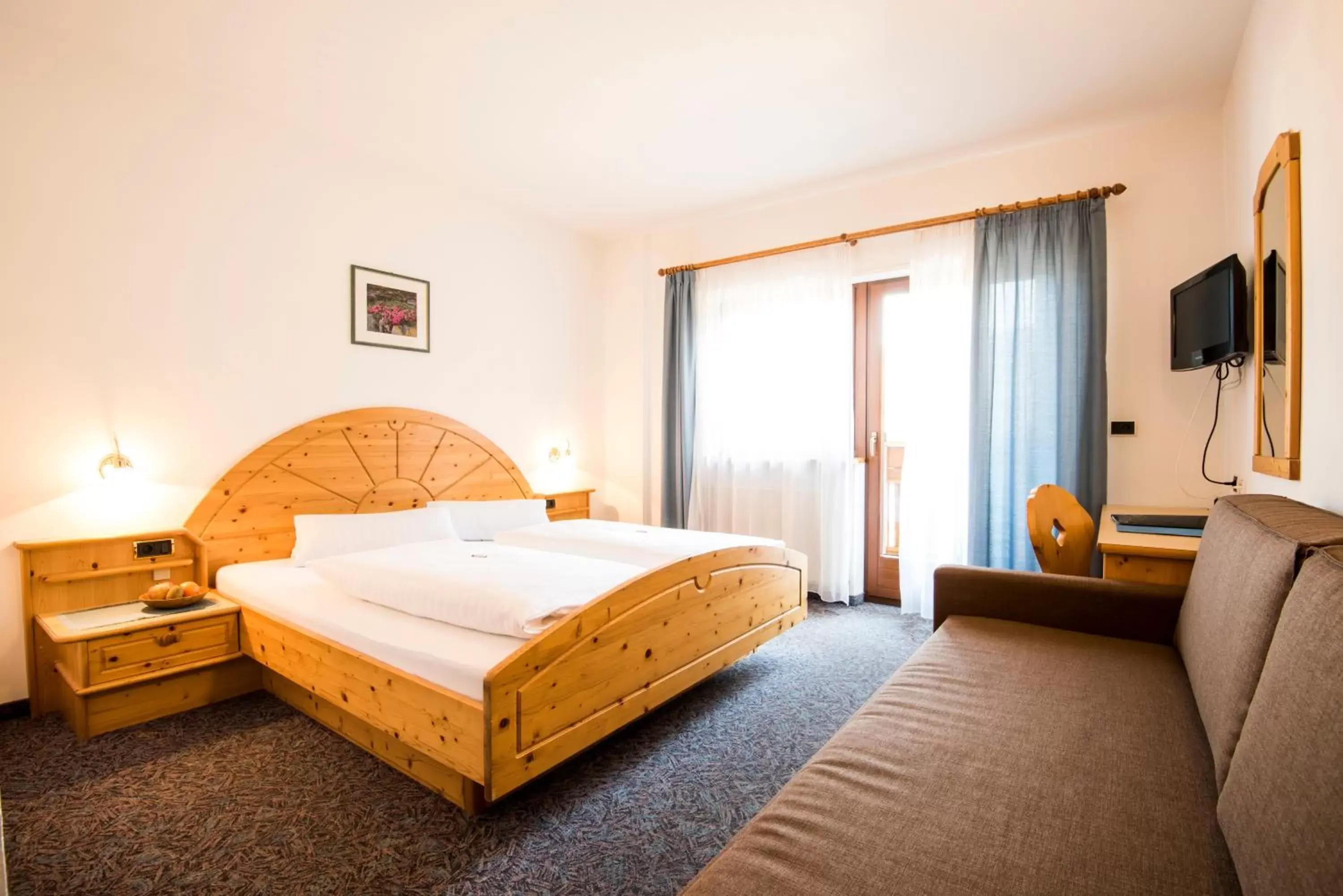 Seating area, Bed in Hotel Föhrenhof