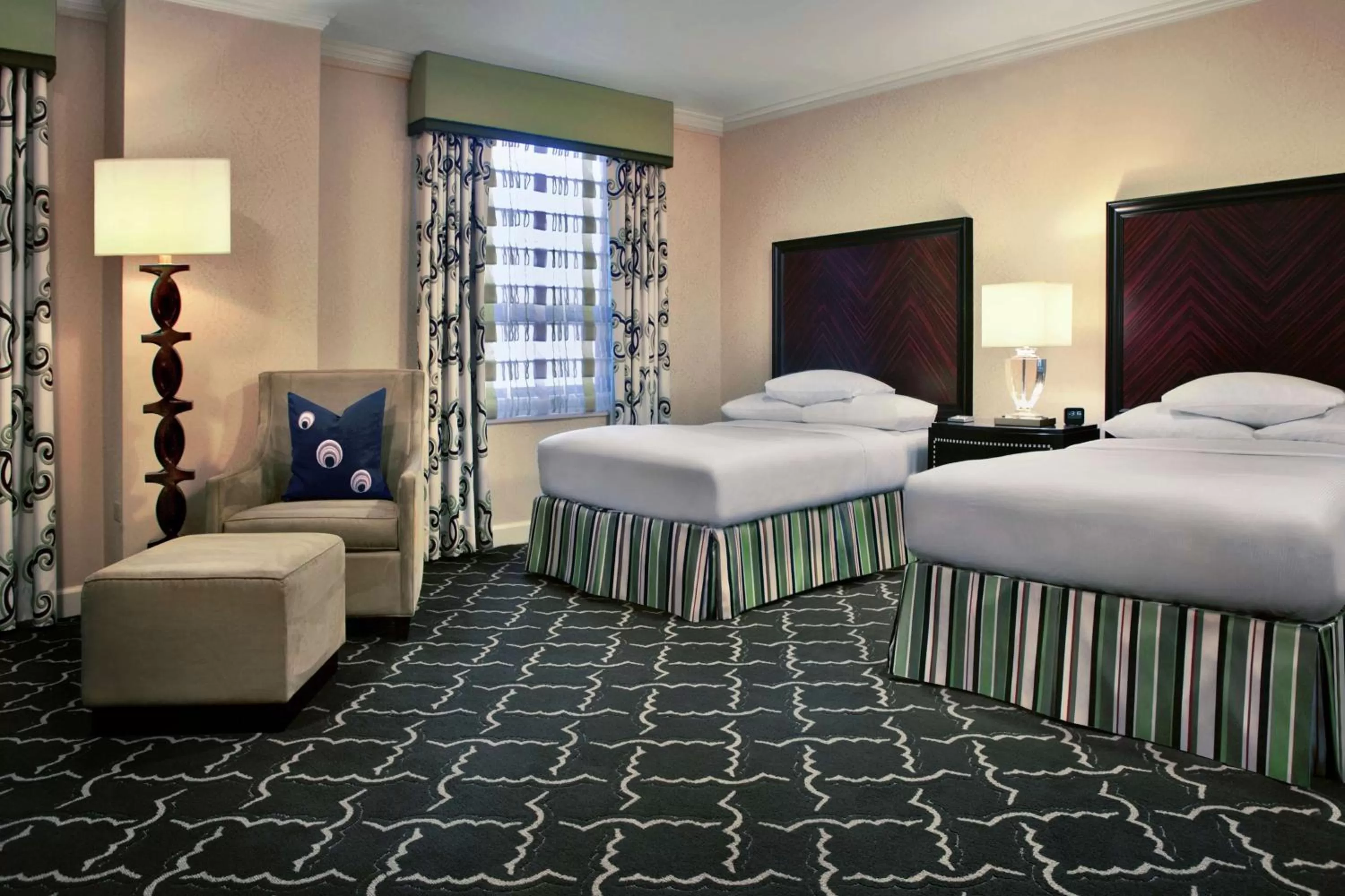 Bed in The Palmer House Hilton