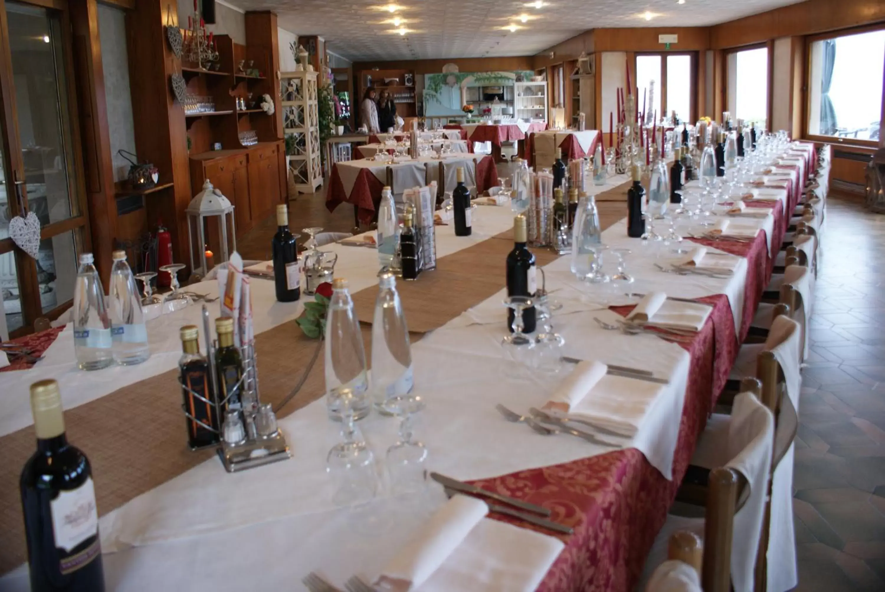 Day, Restaurant/Places to Eat in Hotel Mirabeau
