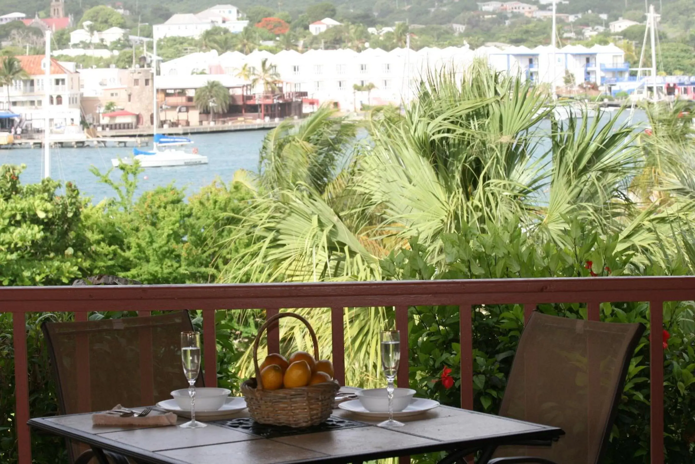 Balcony/Terrace, Restaurant/Places to Eat in Hotel on the Cay