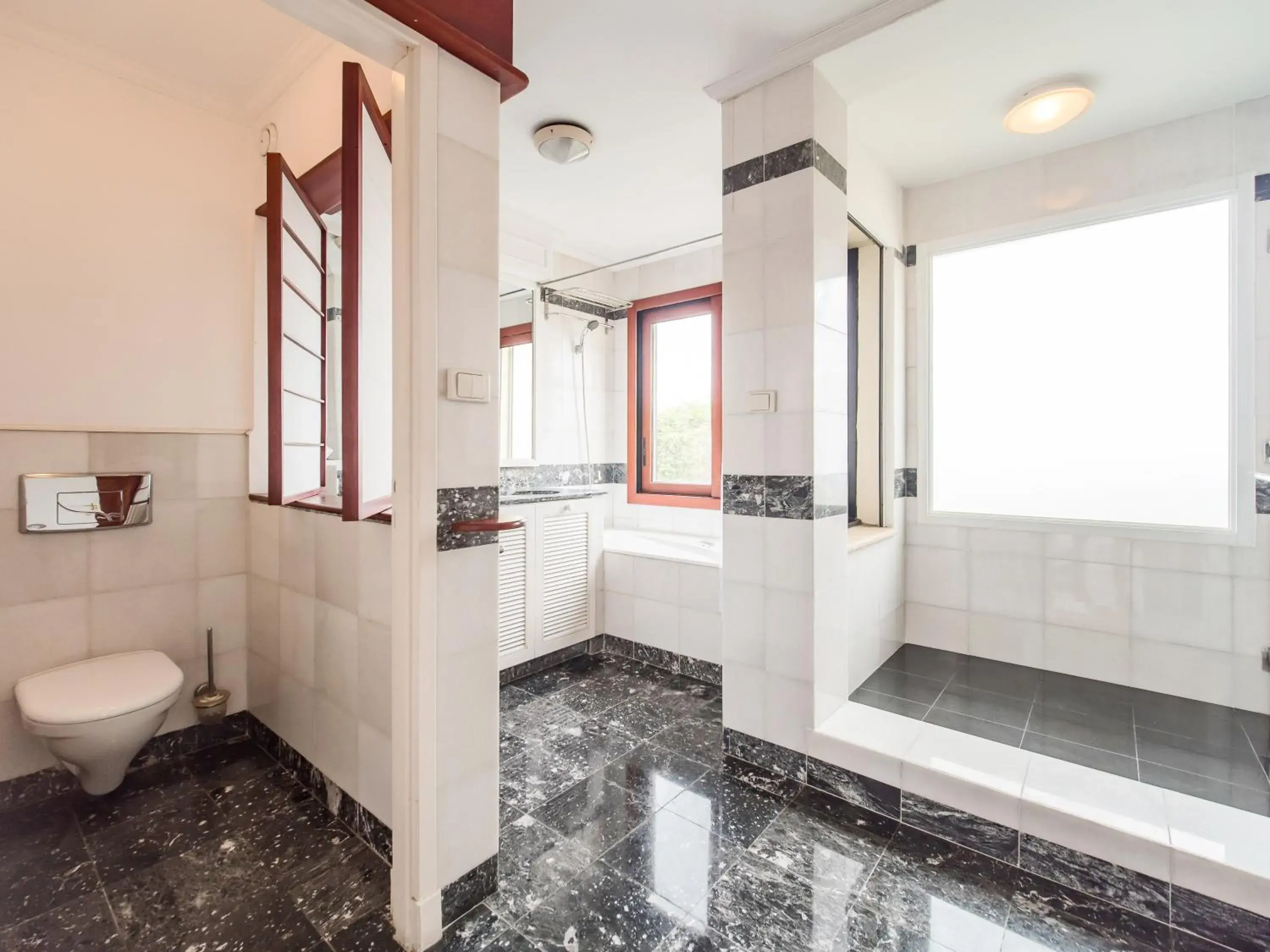 Bathroom in Saigon Domaine Luxury Residences