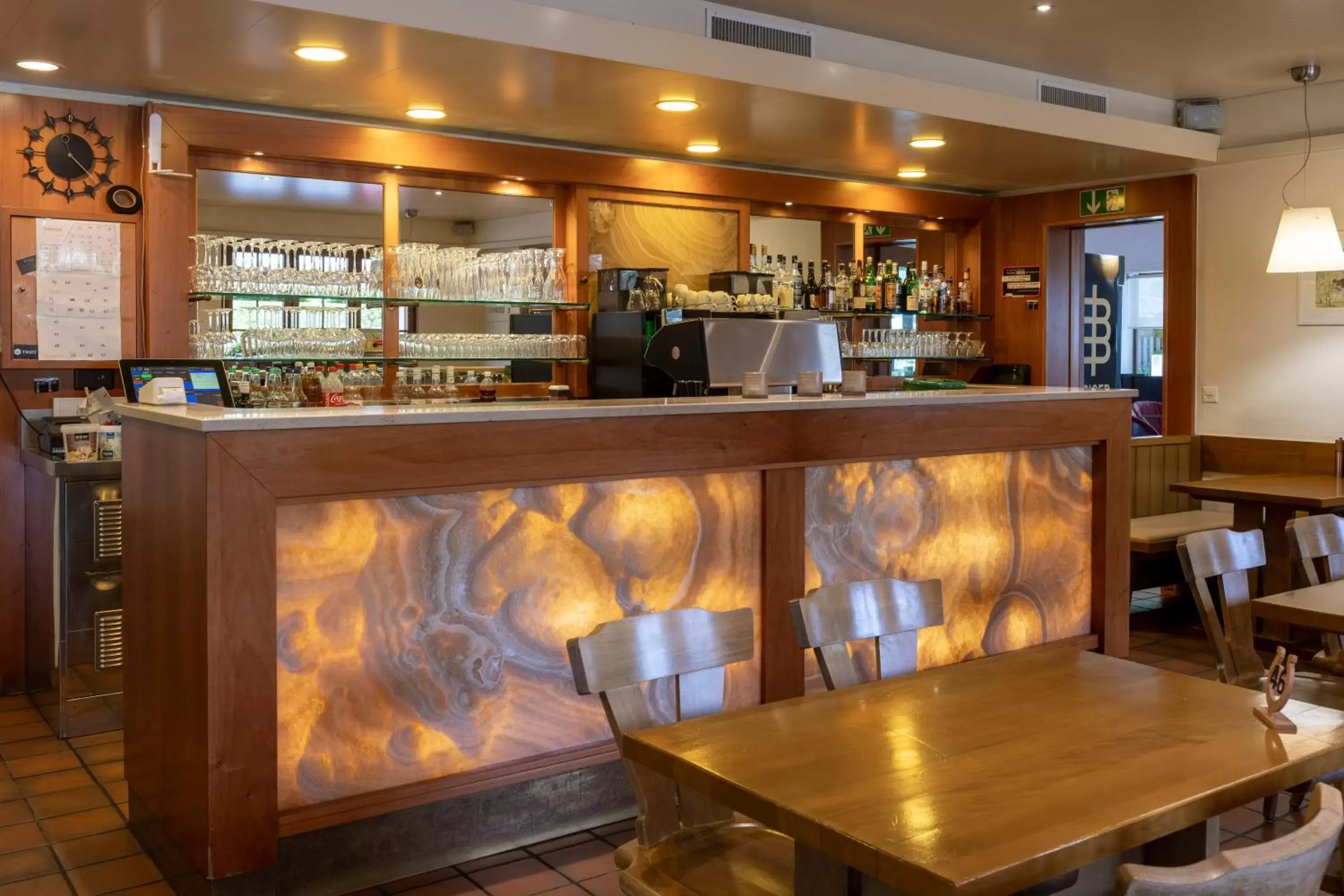 Restaurant/places to eat, Lounge/Bar in Hotel-Restaurant Eyholz