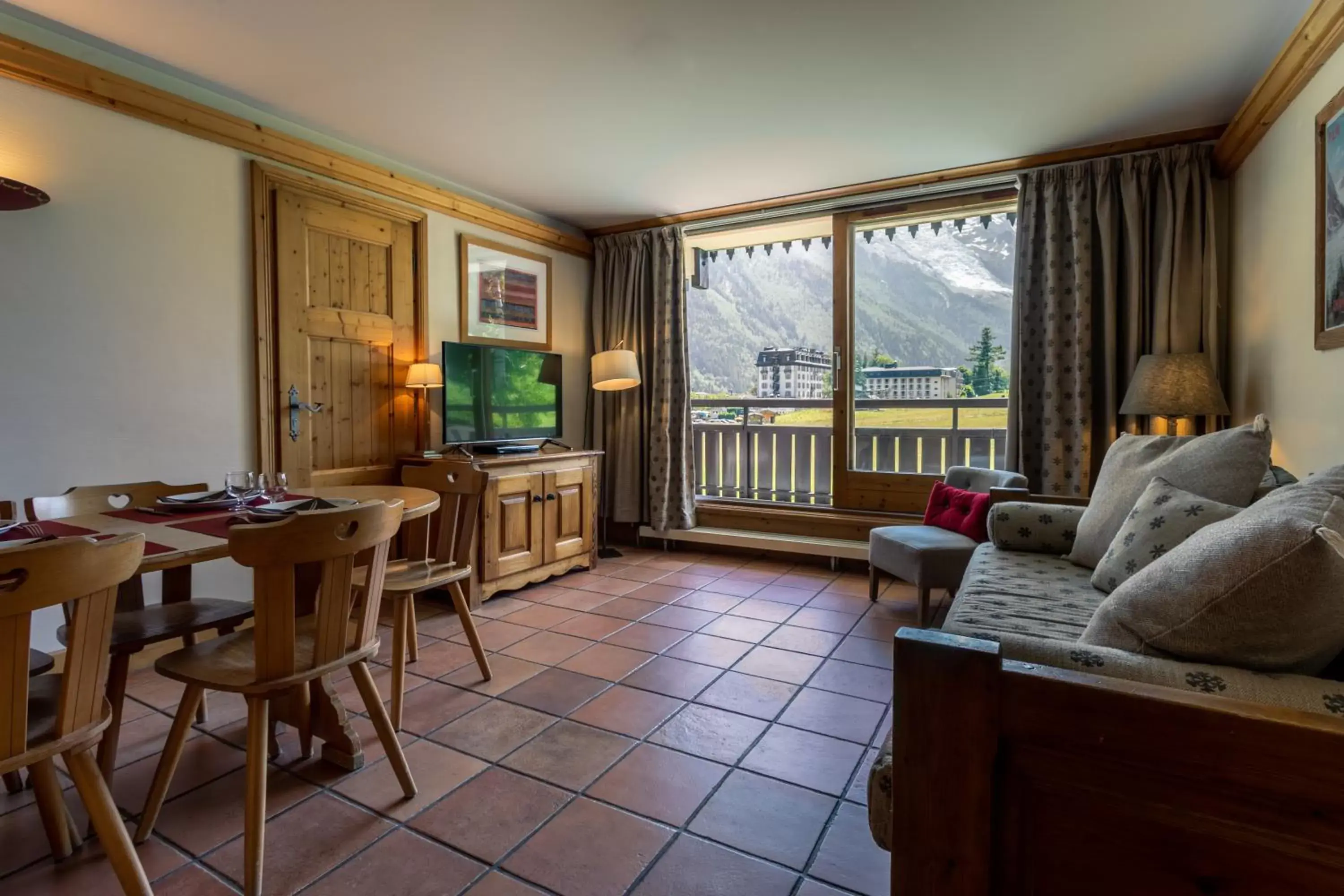 Living room, Seating Area in Les Balcons du Savoy