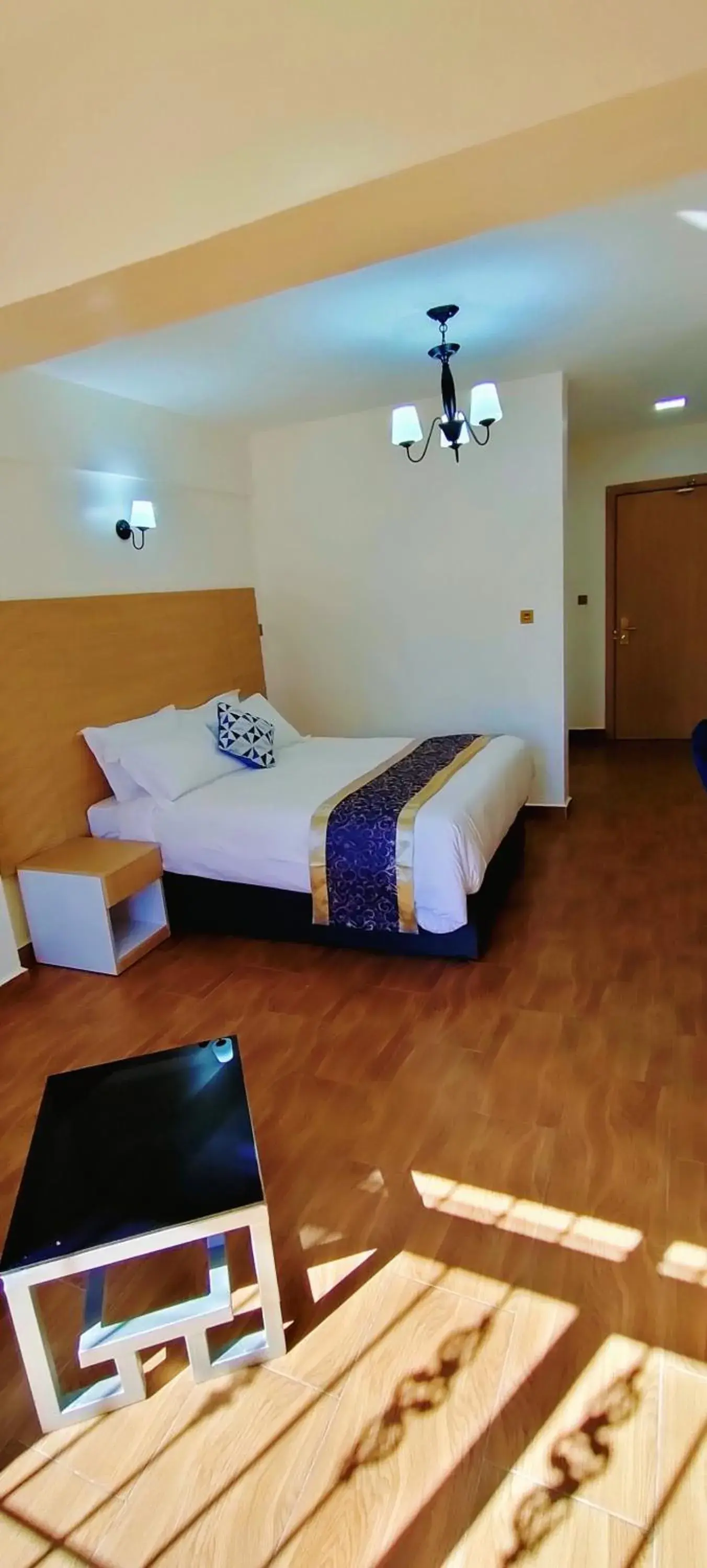 Bedroom, Bed in Hays Suites Hotel