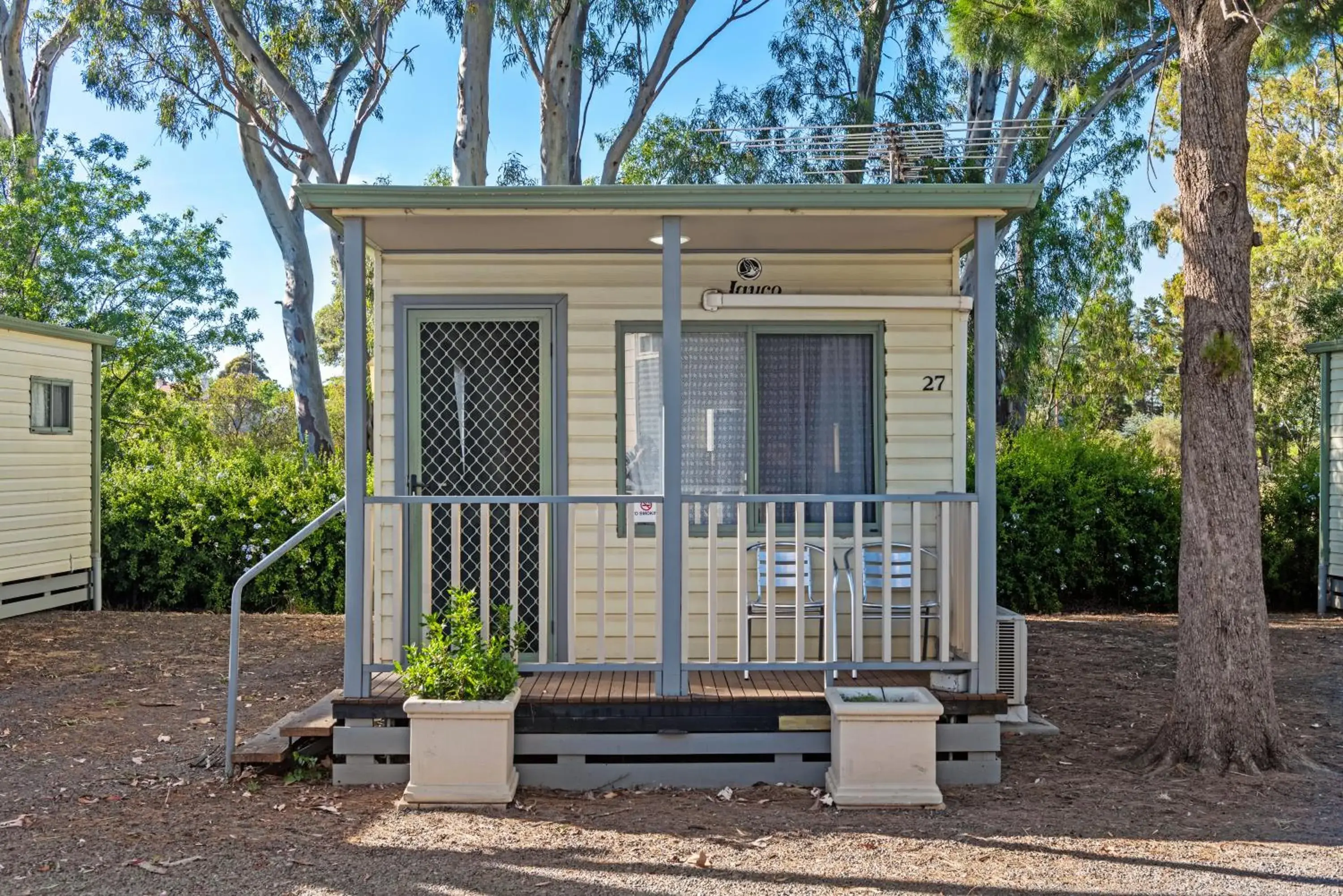 Economy 1-Bedroom Cabin - Sleeps 4 (Pet Friendly) in Discovery Parks - Barossa Valley Economy 1-Bedroom Cabin - Sleeps 4 (Pet Friendly) in Discovery Parks - Barossa Valley