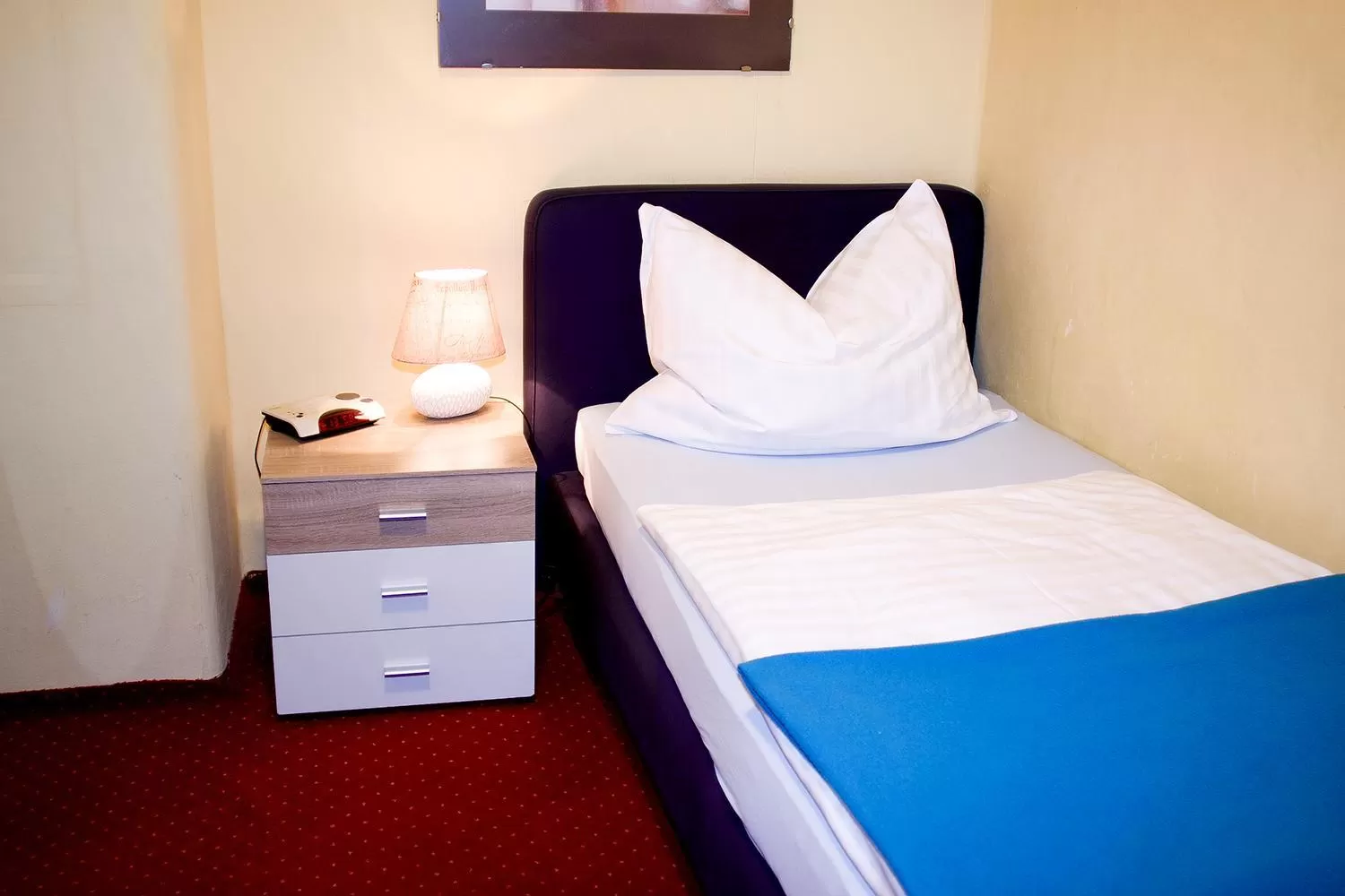 Photo of the whole room, Bed in Hotel Alter Telegraf