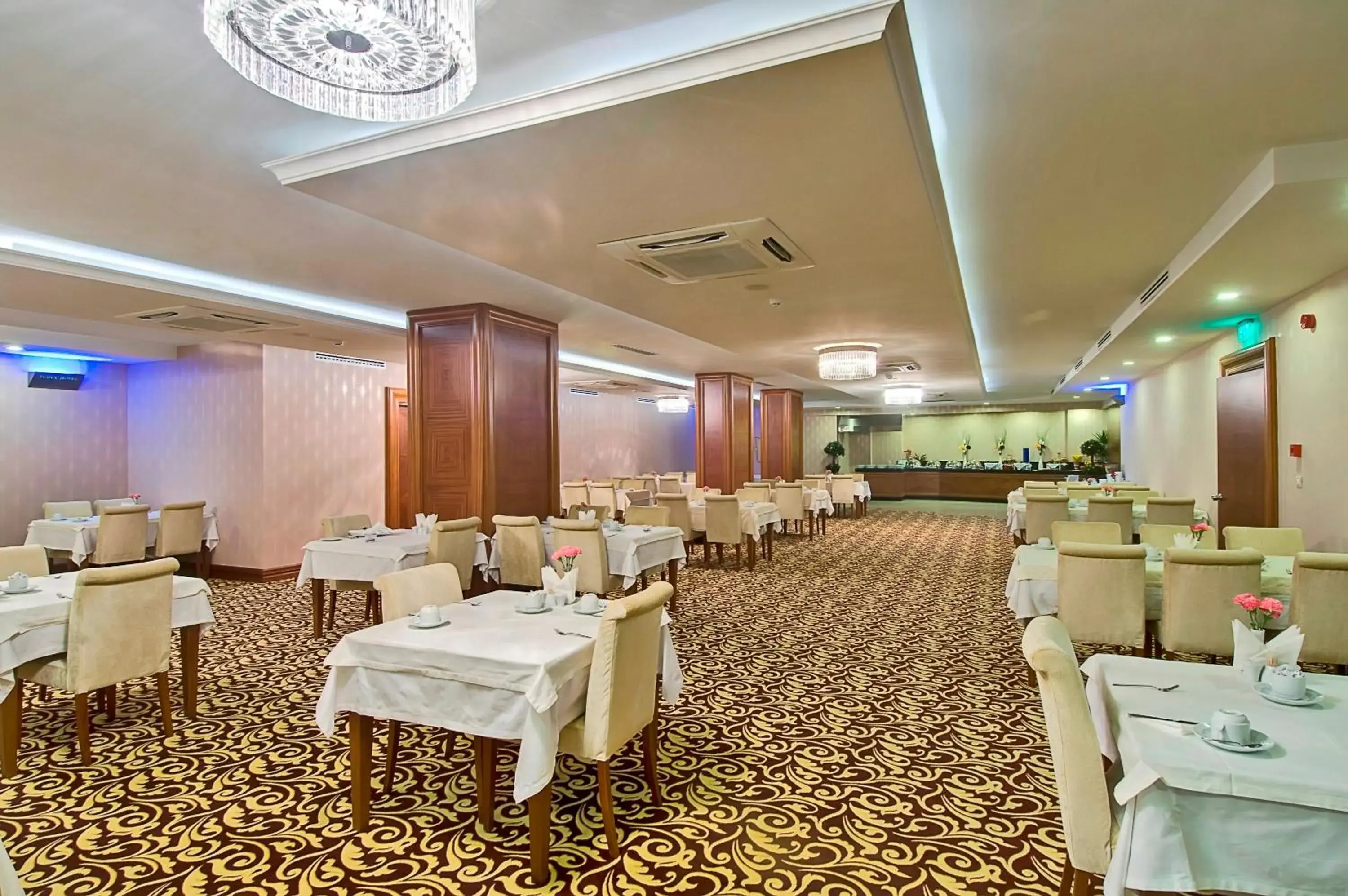 Restaurant/places to eat in Tugcu Hotel Select Restaurant/places to eat in Tugcu Hotel Select