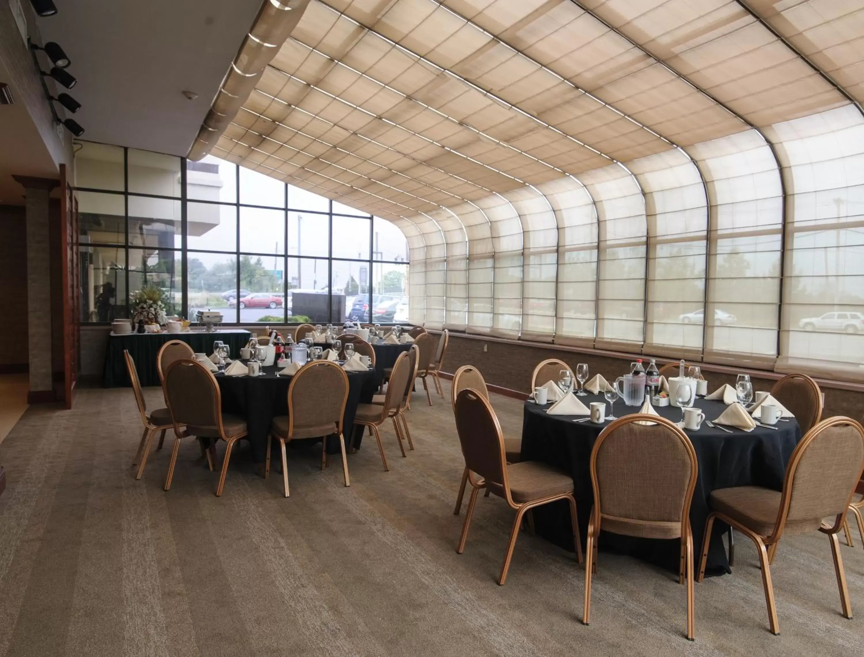 Meeting/conference room in Holiday Inn Plainview-Long Island by IHG Meeting/conference room in Holiday Inn Plainview-Long Island by IHG