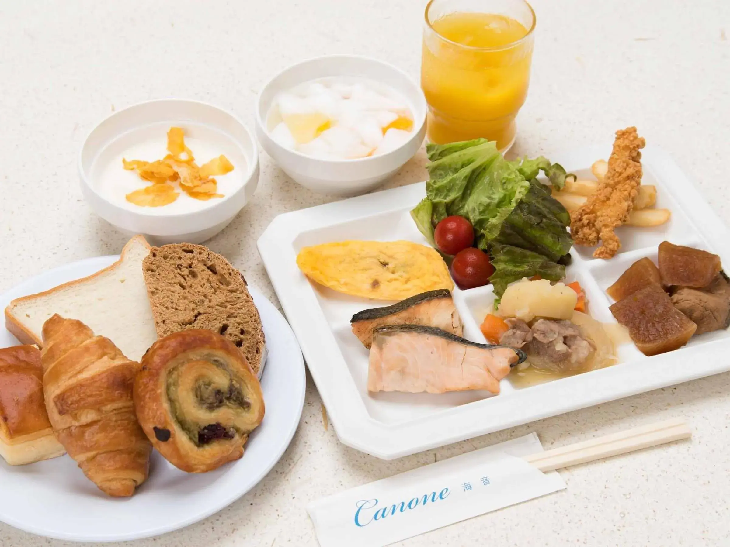 Buffet breakfast in Kobe Sannomiya Union Hotel