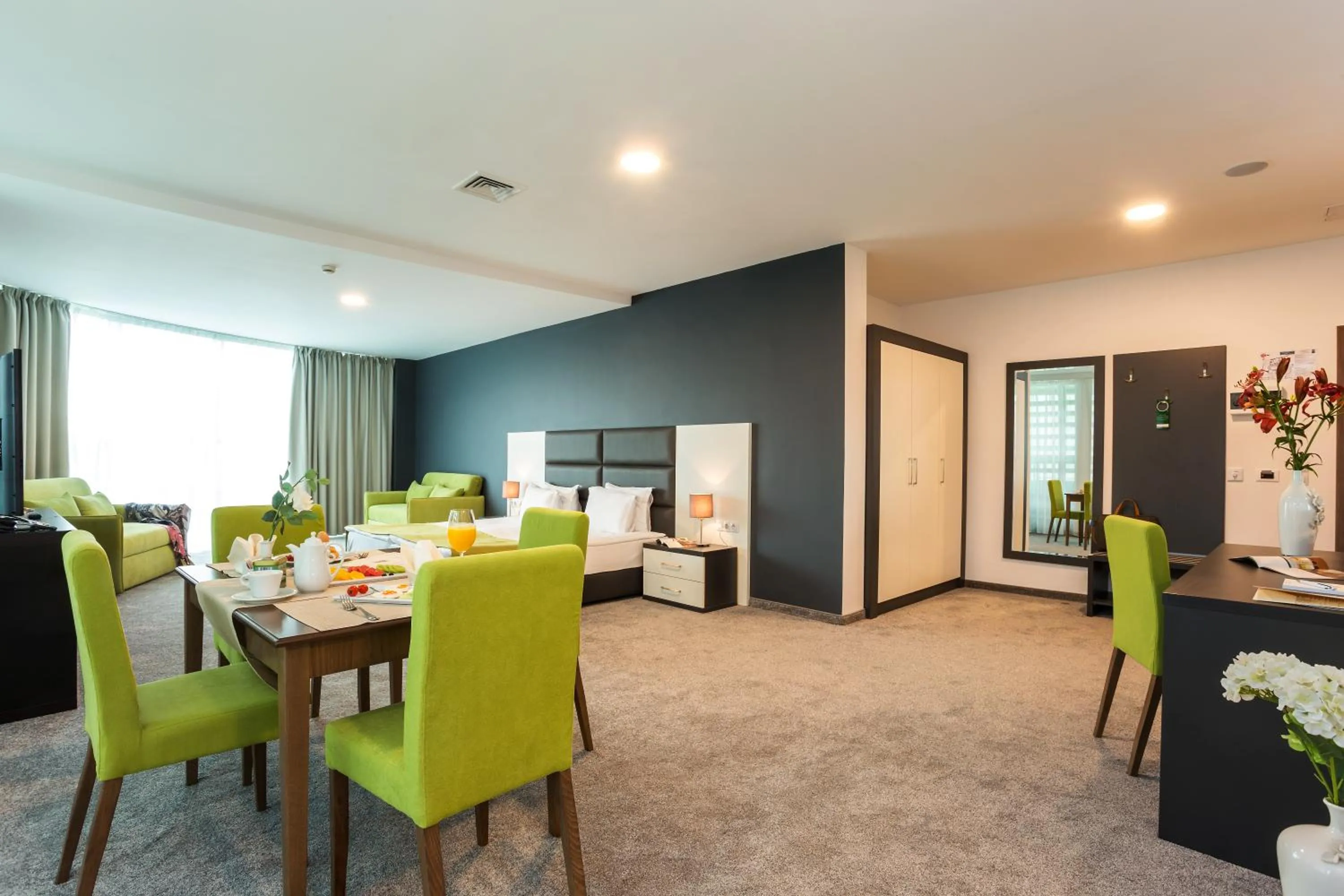 Area and facilities in Earth & People Hotel & SPA - Free Parking & Swimming Pool