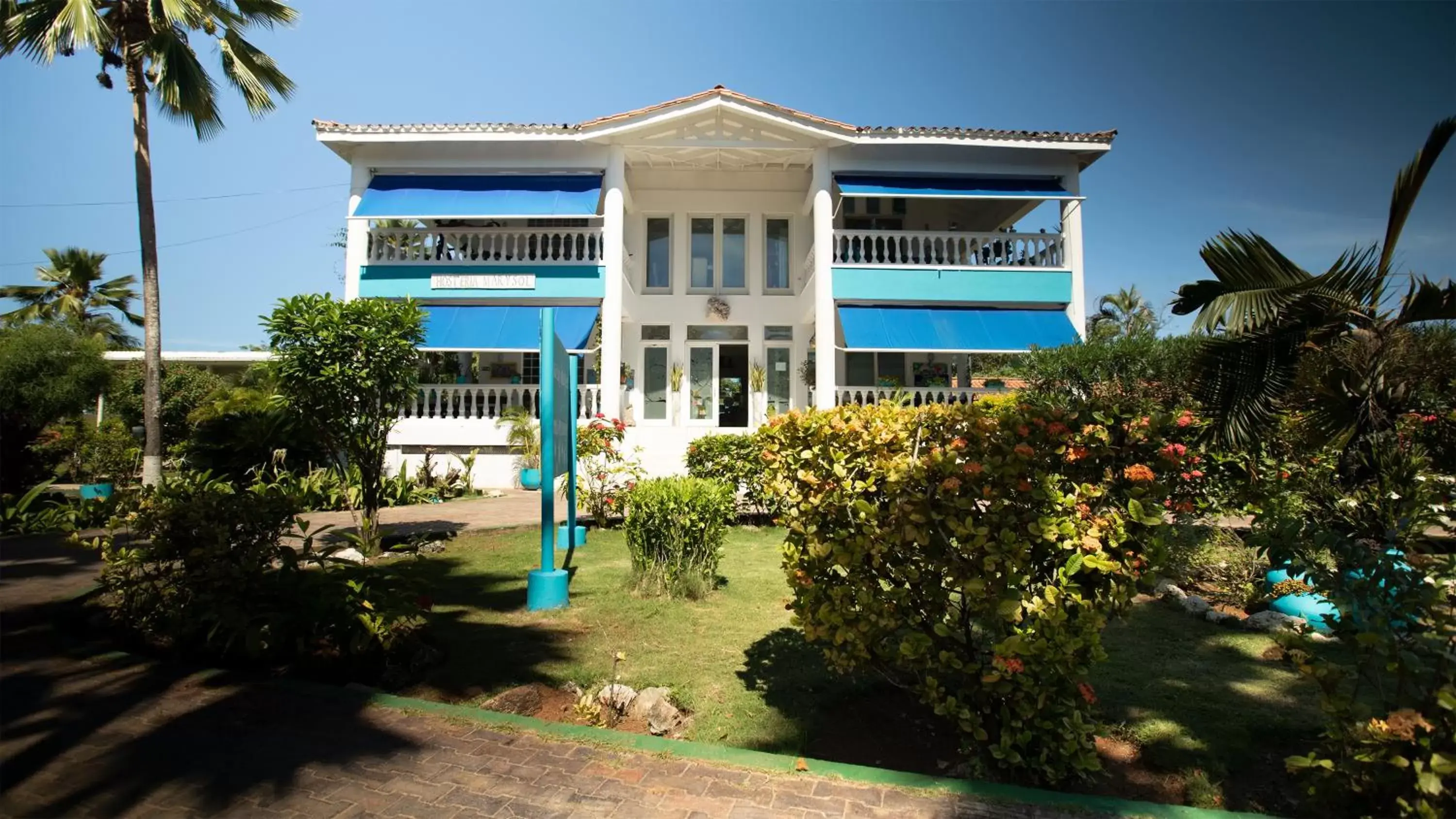 Property building in Hosteria Mar y Sol Property building in Hosteria Mar y Sol