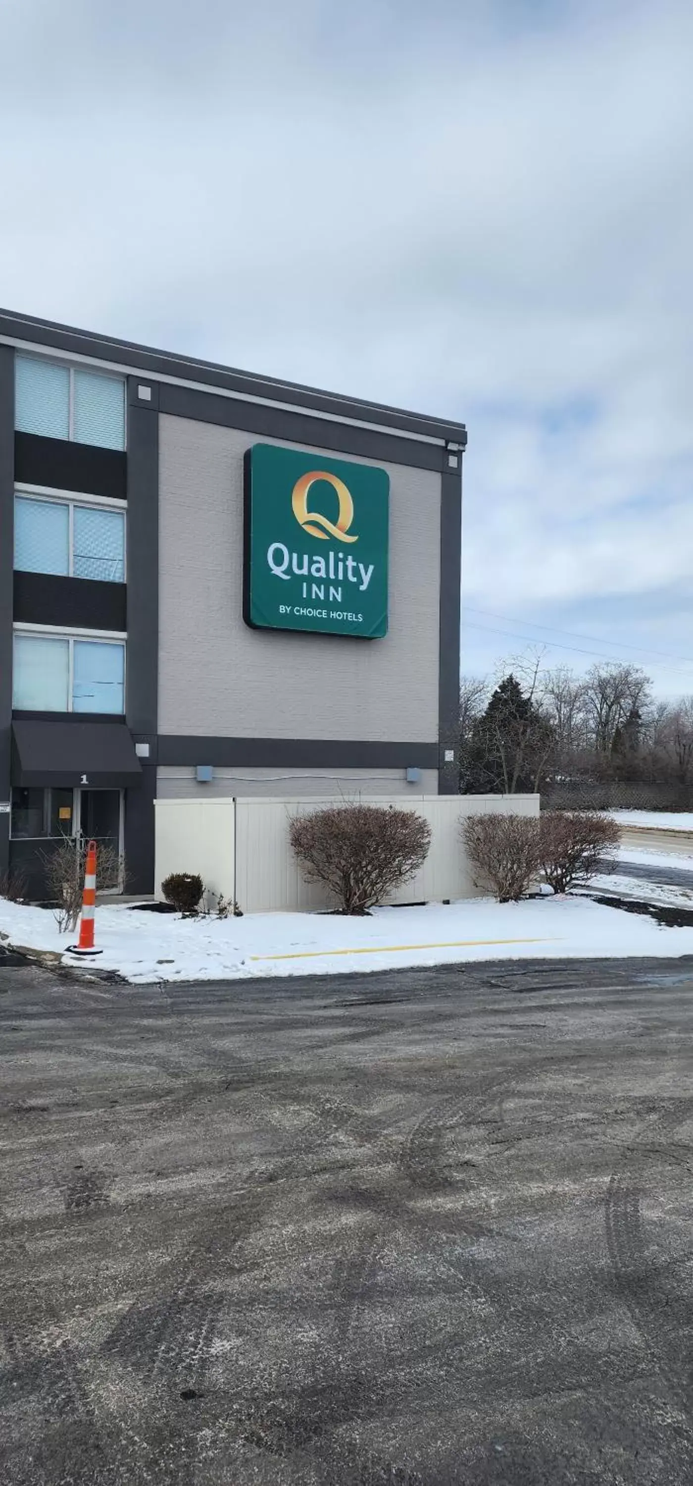 Property Building in Clarion Inn Dayton Airport