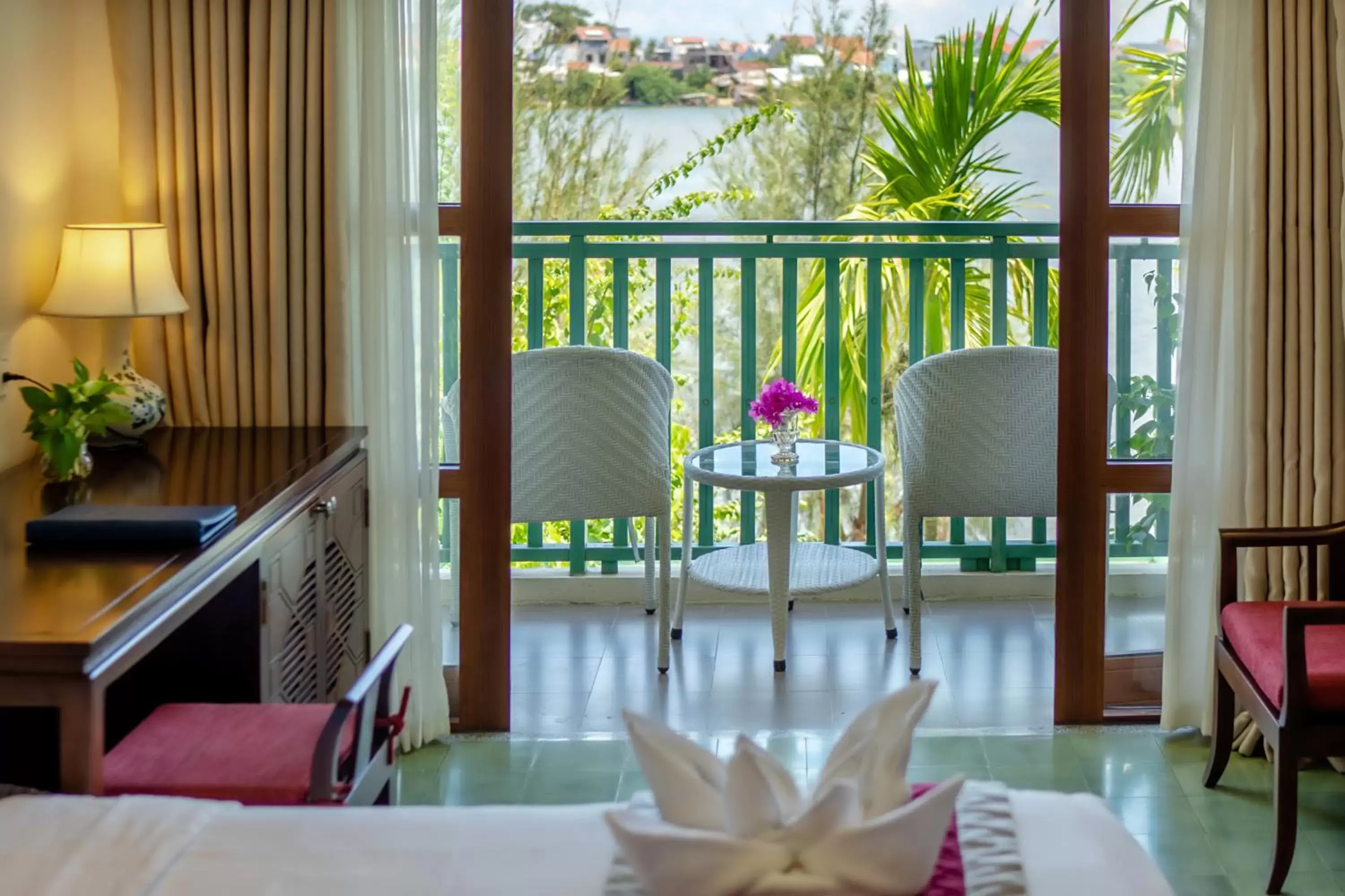 Bed in Lantana Riverside Hoi An Boutique Hotel & Spa Bed in Lantana Riverside Hoi An Boutique Hotel & Spa