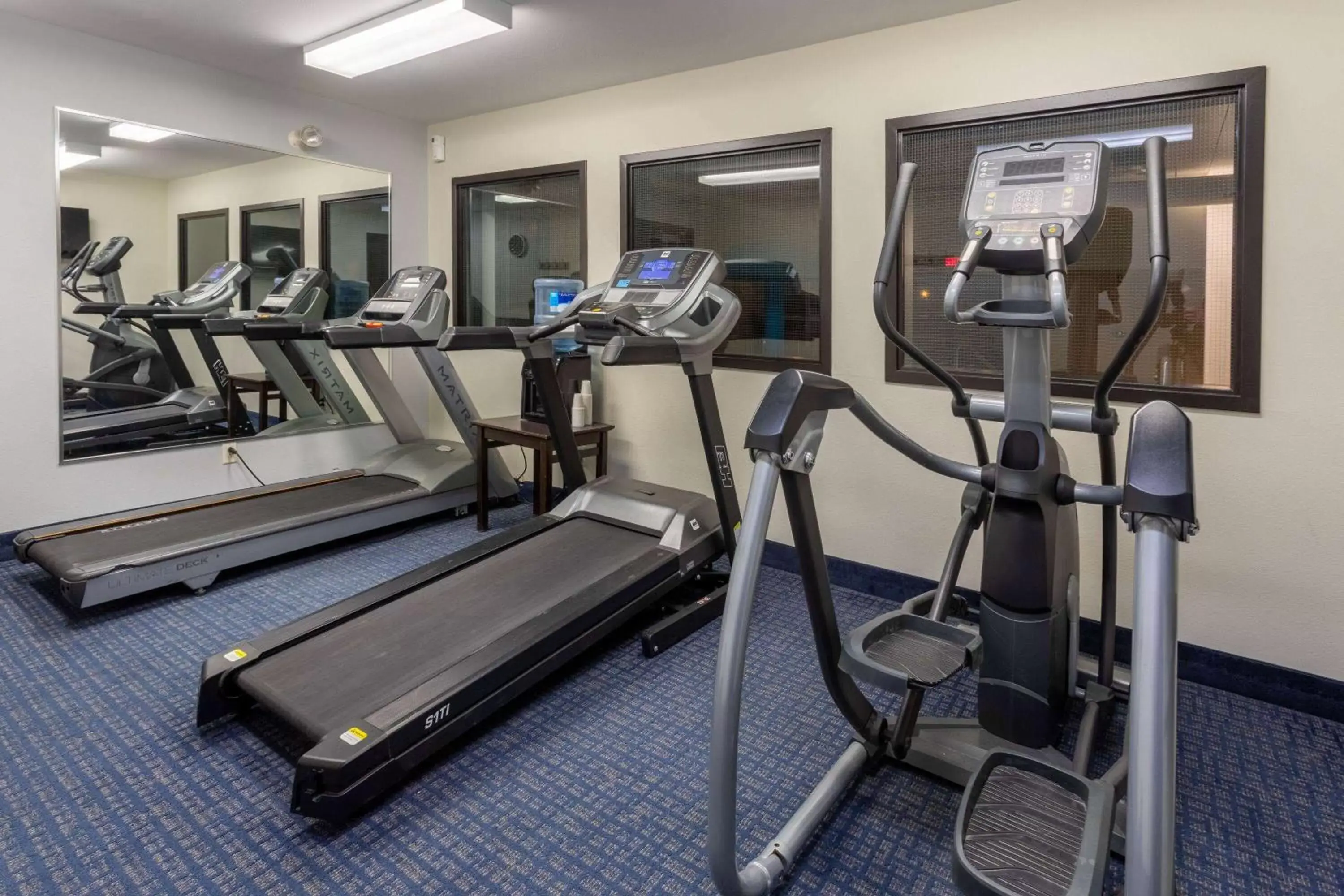 Fitness Center/Facilities in Super 8 by Wyndham Lachenaie/Terrebonne