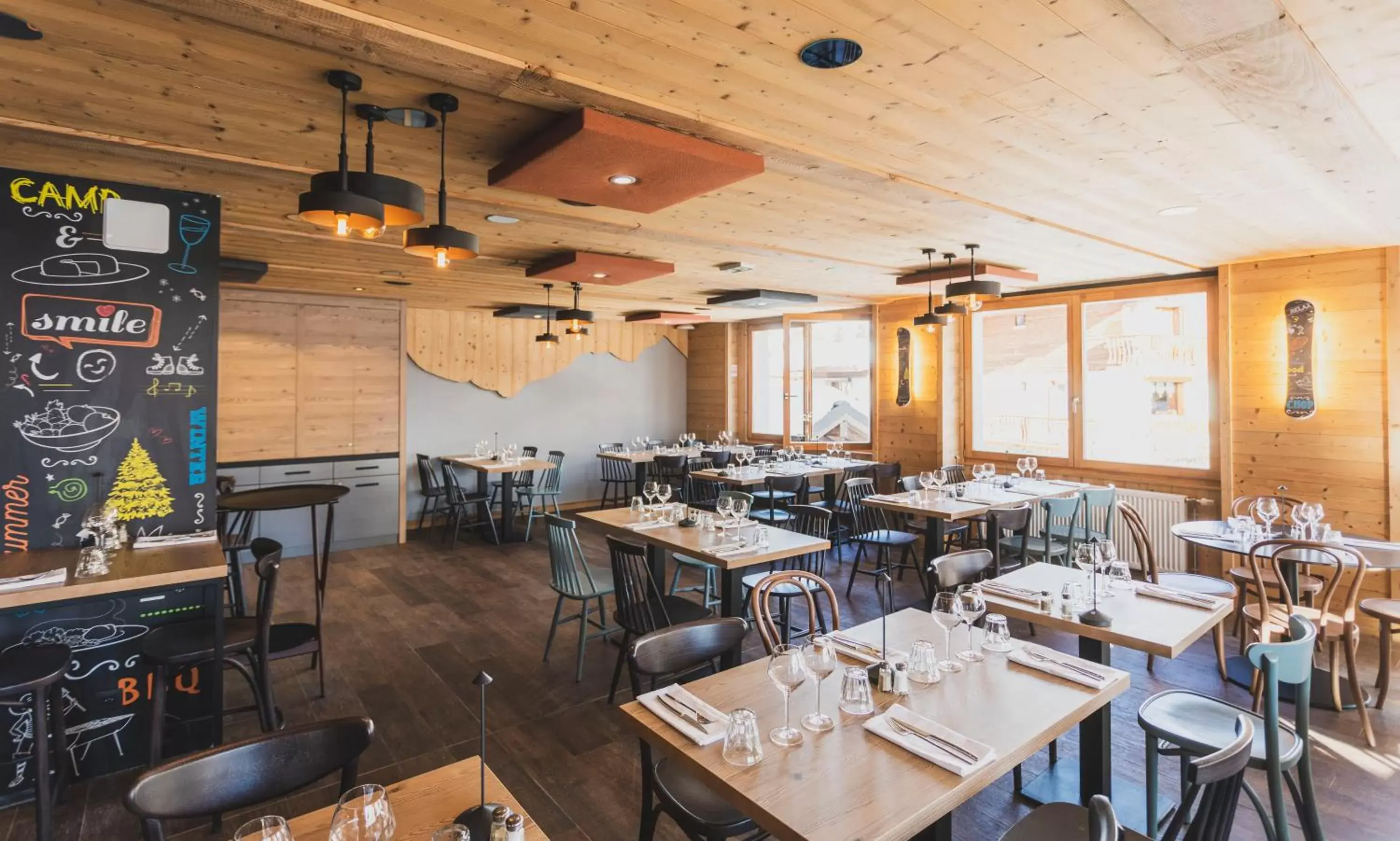 Restaurant/Places to Eat in Hotel Base Camp Lodge - Les 2 Alpes