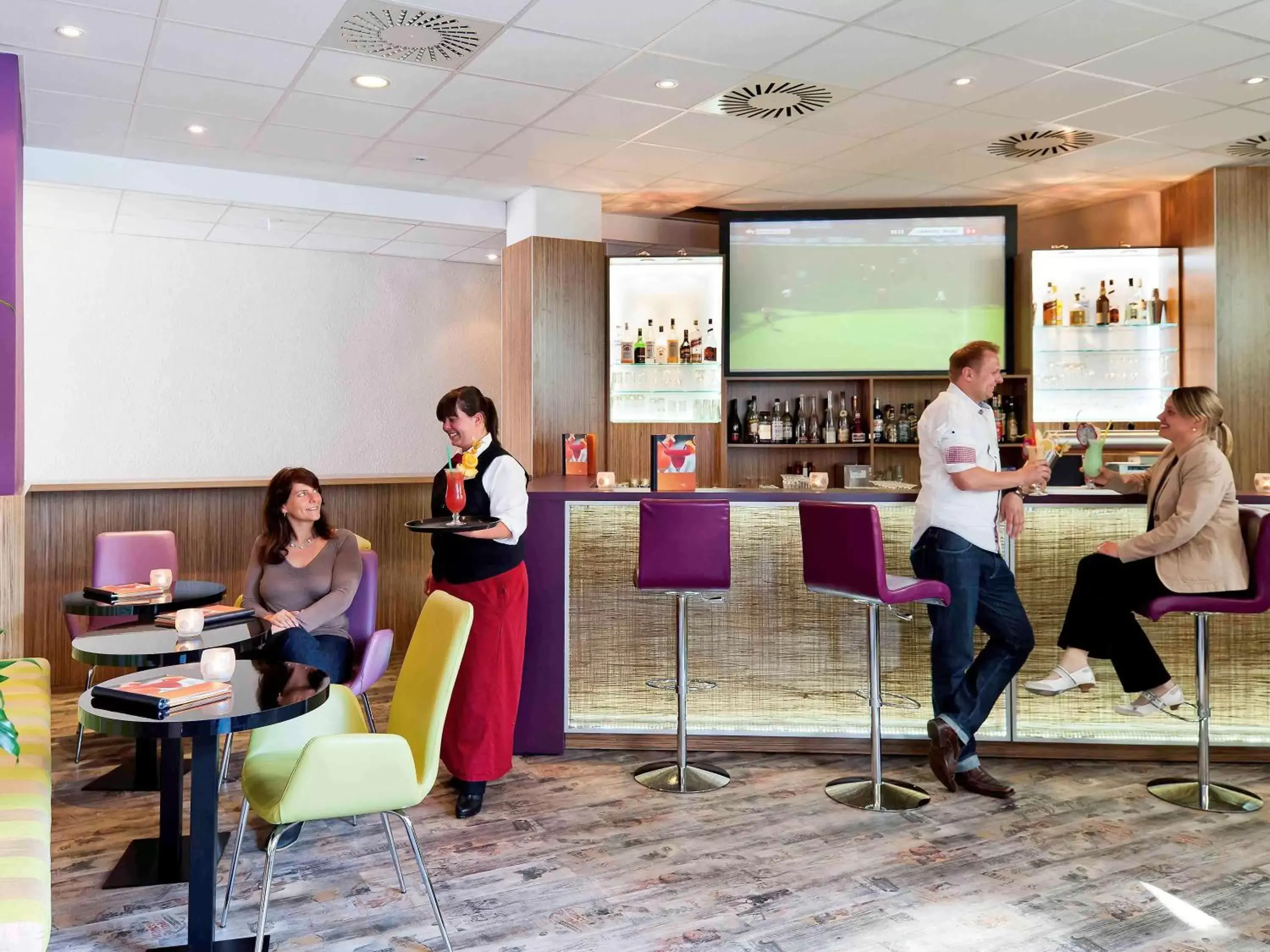 Lounge or bar in Mercure Hotel Hamburg am Volkspark