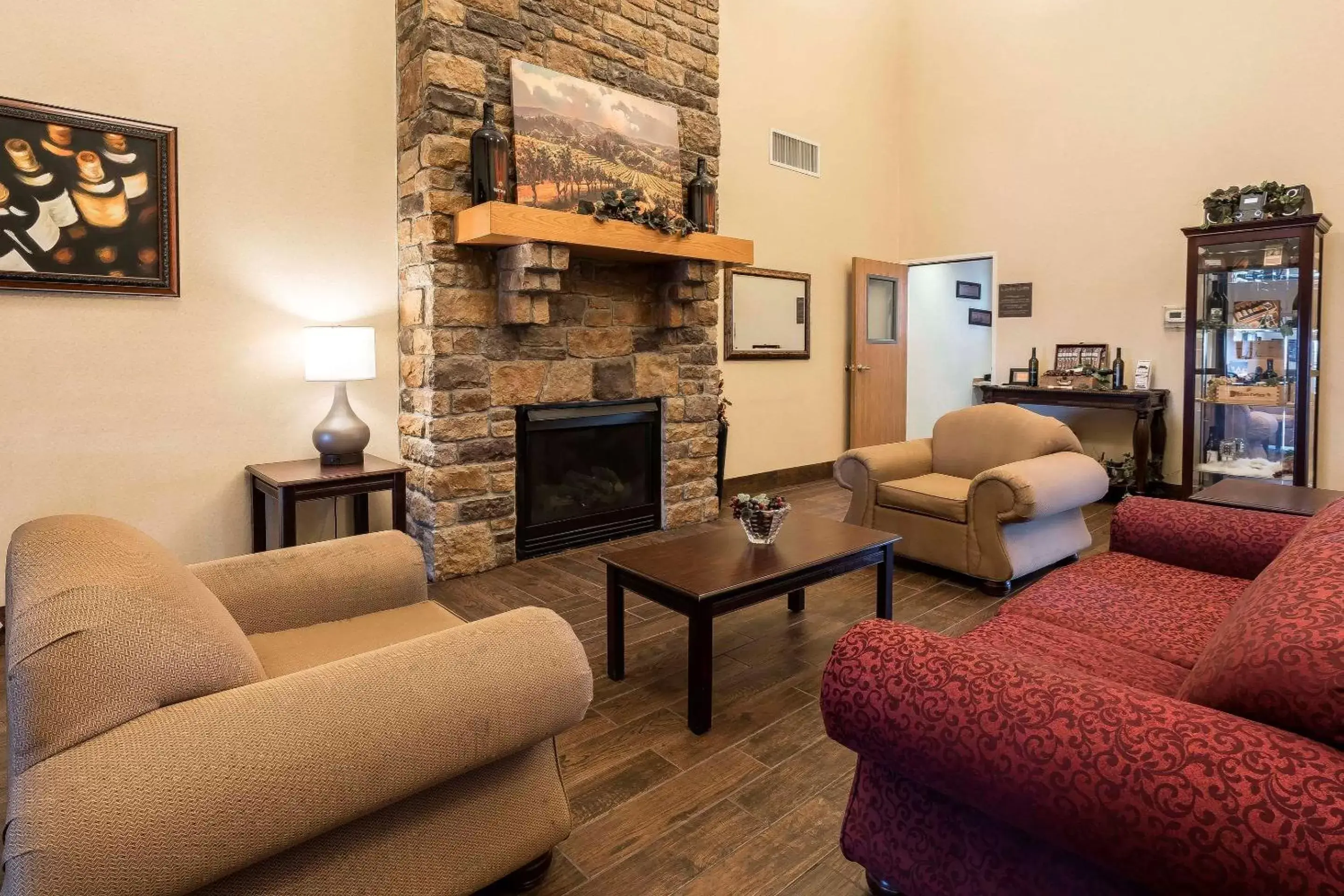 Lobby or reception, Seating Area in Comfort Inn & Suites Walla Walla