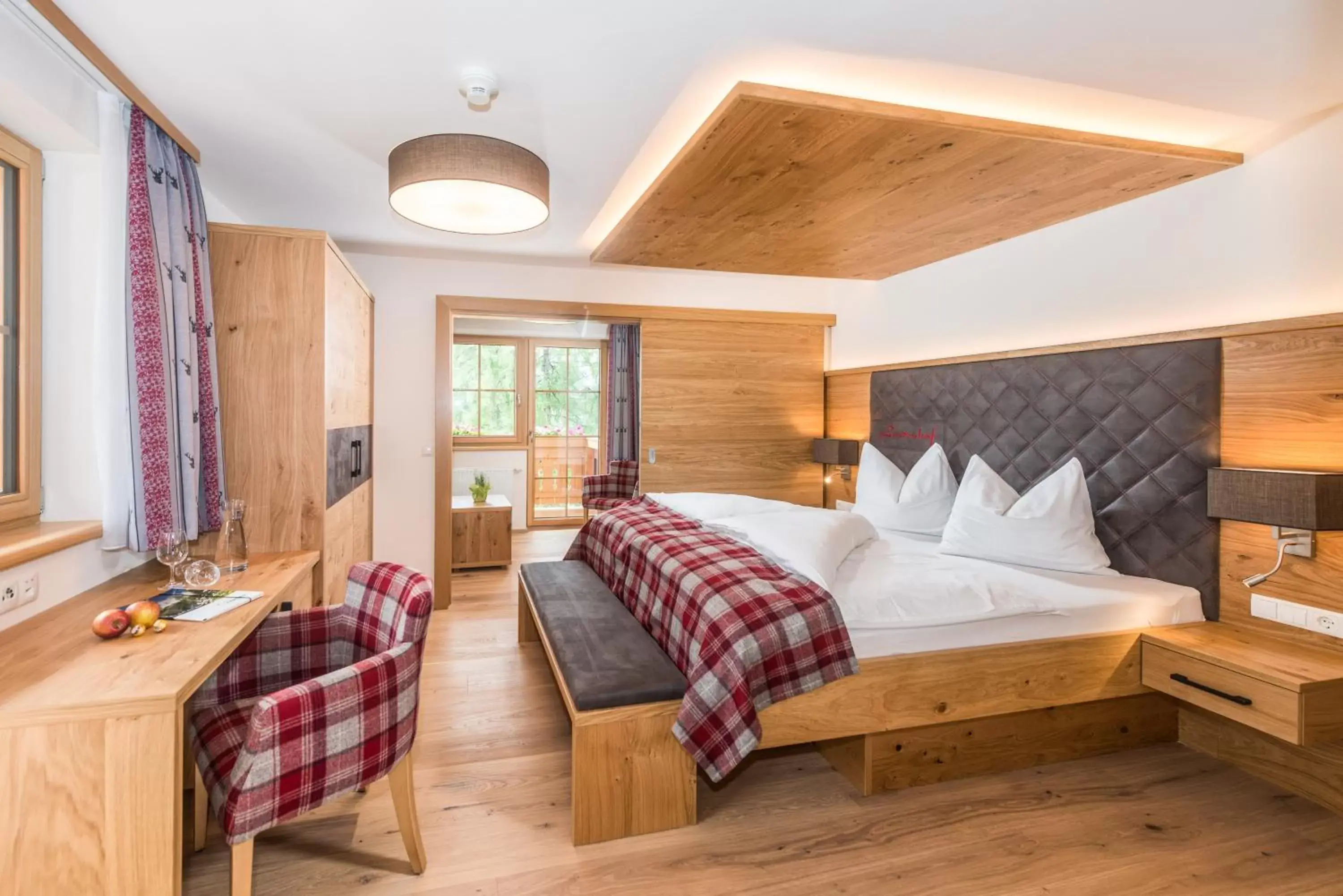 Suite with Balcony in Hotel Lindenhof Suite with Balcony in Hotel Lindenhof