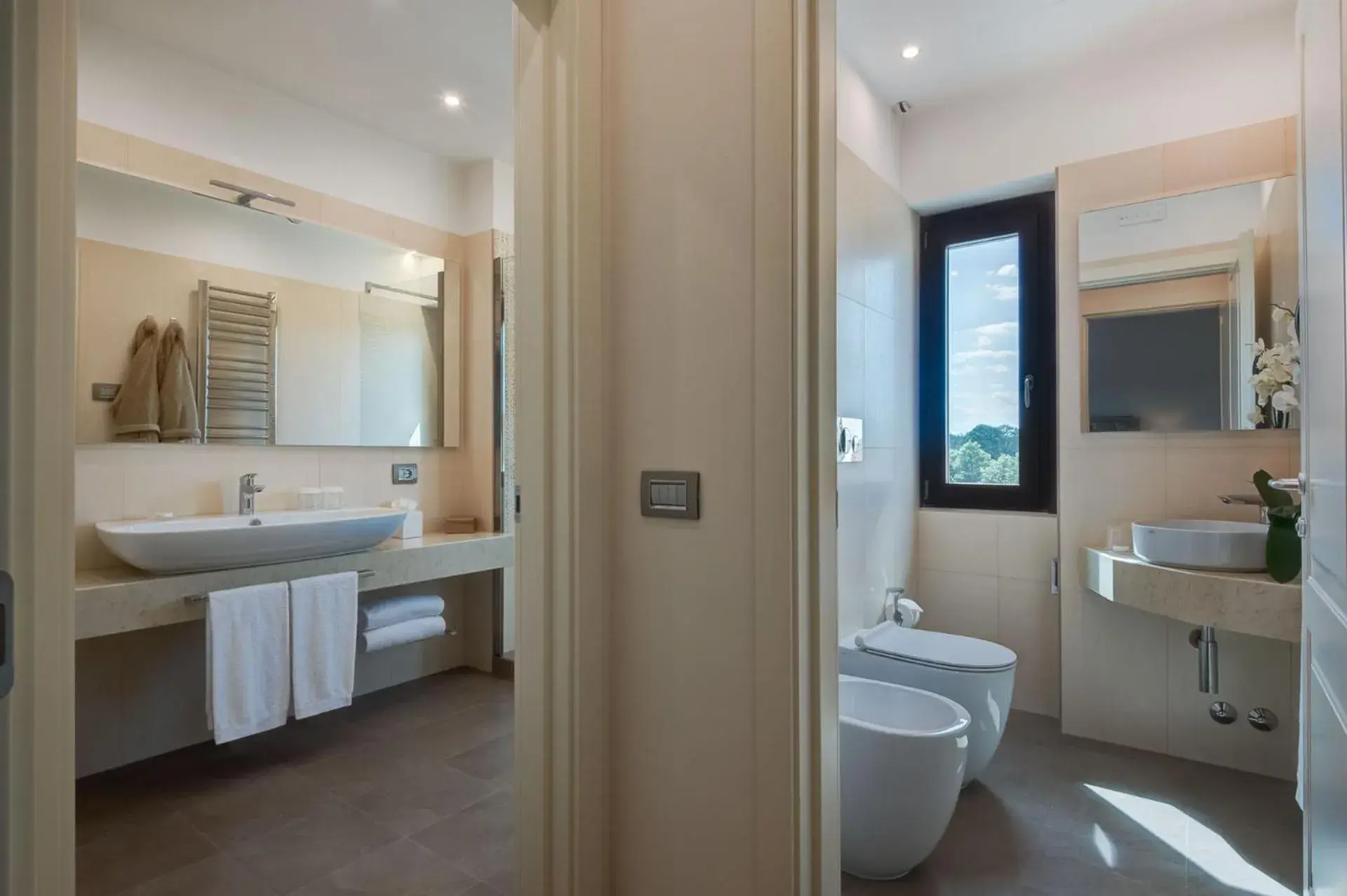 Bathroom in Borgo La Chiaracia Resort & SPA