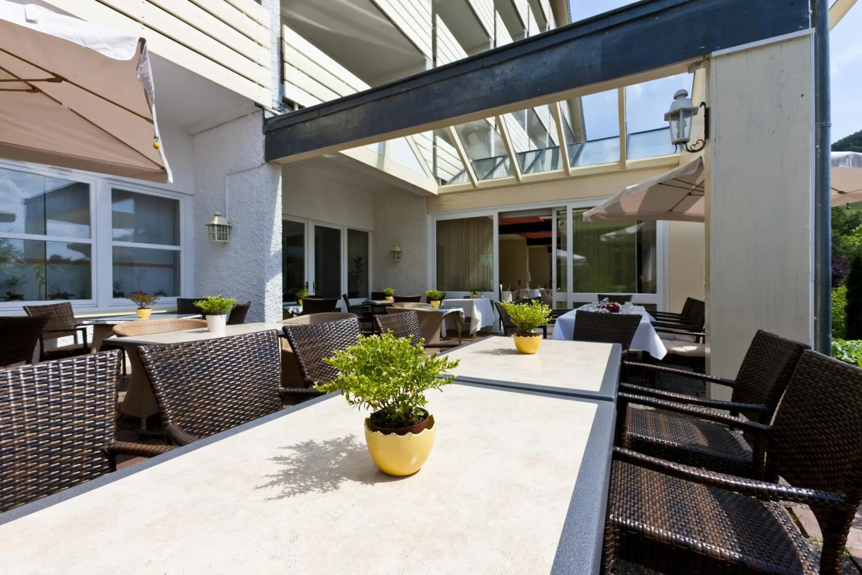 Balcony/Terrace, Restaurant/Places to Eat in Best Western Hotel Rhön Garden