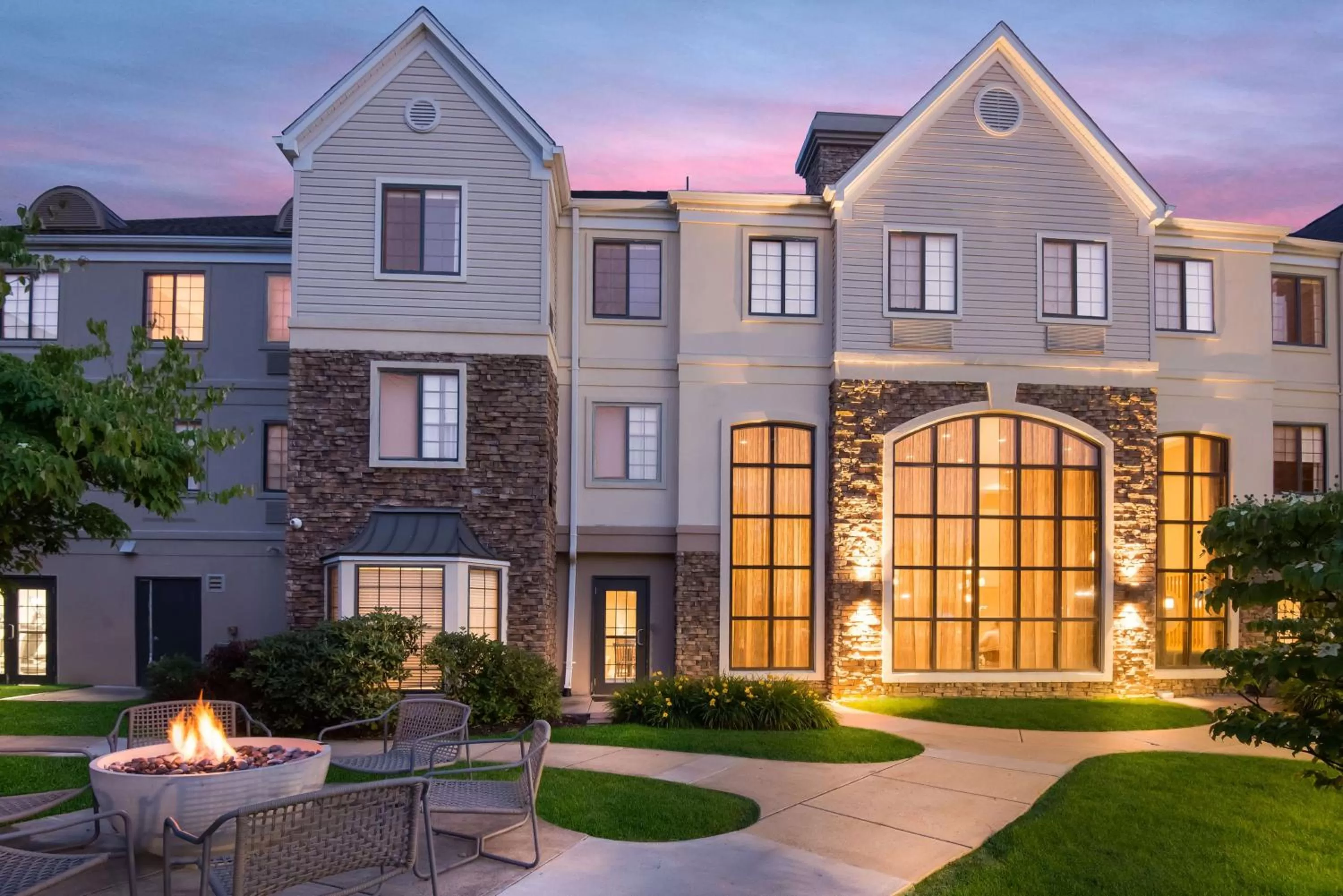 Property building in Sonesta ES Suites Andover Boston