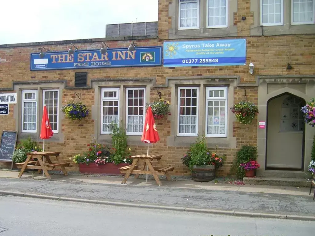 Property building in The Star Inn