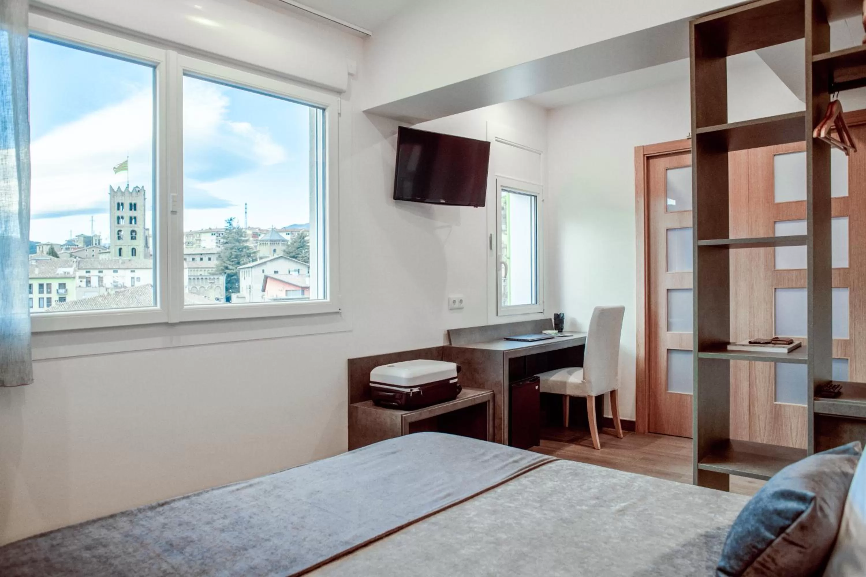 City view, Bed in La Trobada Hotel Boutique