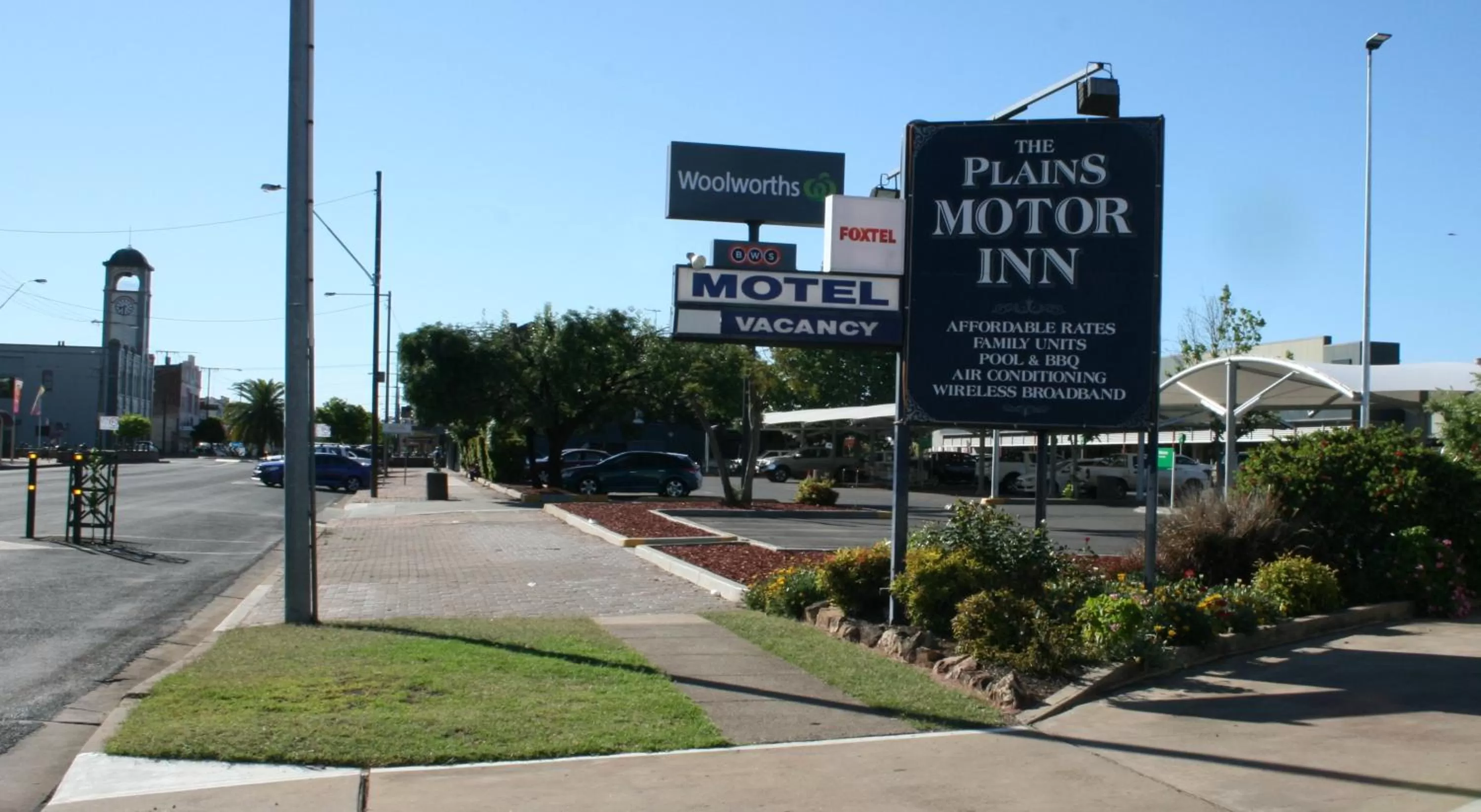 Street view in The Plains Motor Inn
