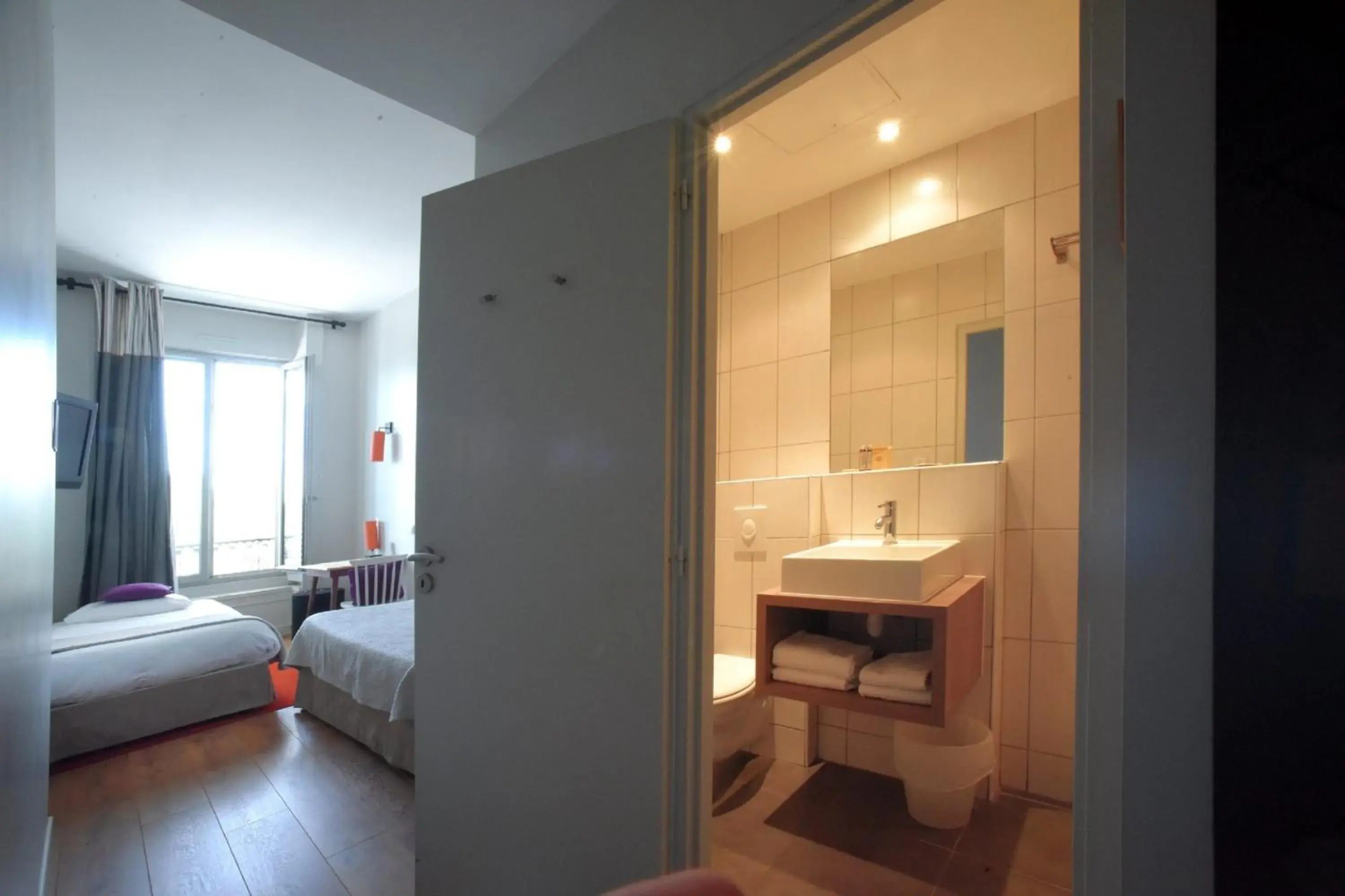 Photo of the whole room, Bathroom in Hotelo Lyon Charité