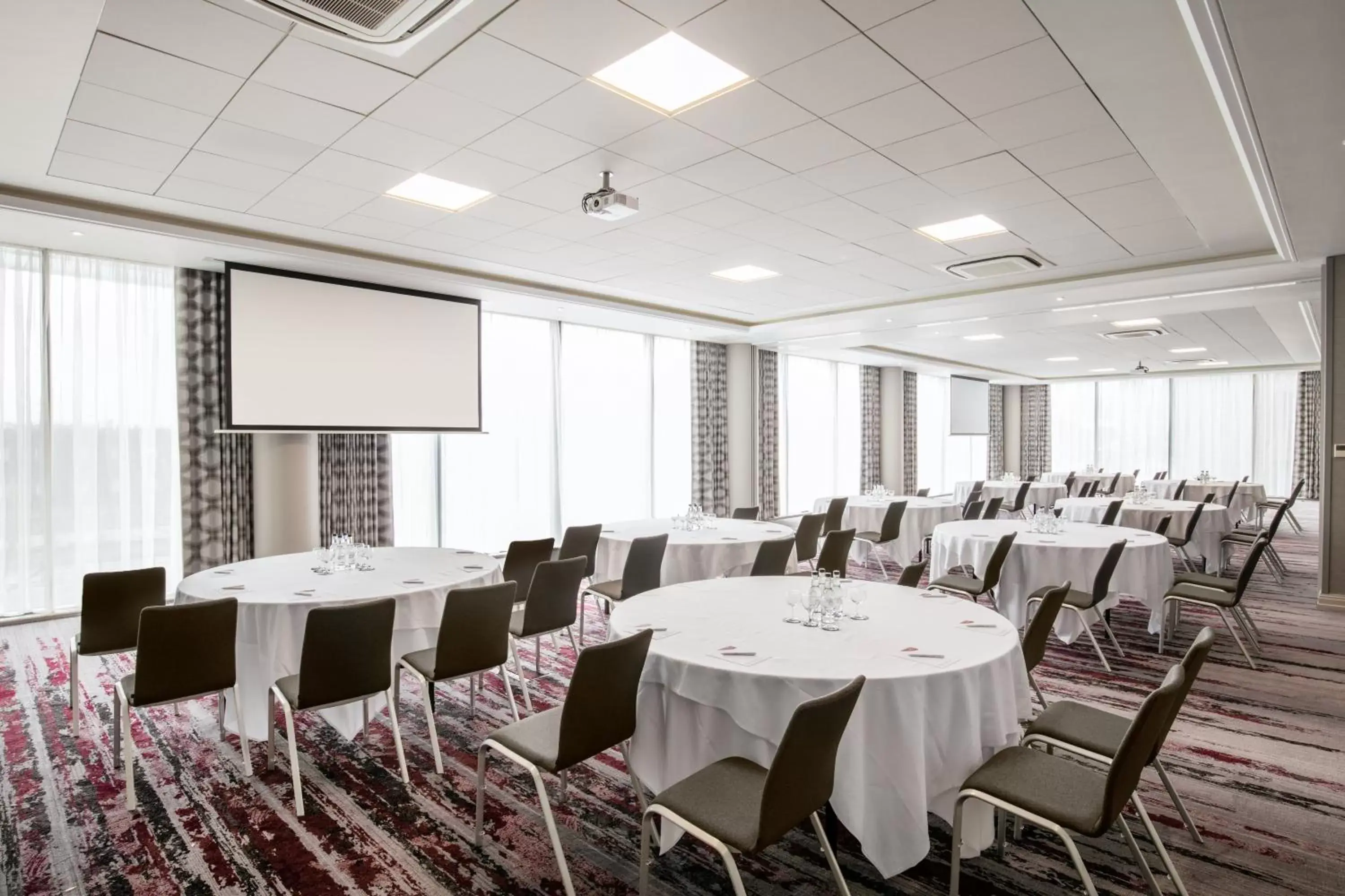 Meeting/conference room in Crowne Plaza London - Docklands, an IHG Hotel