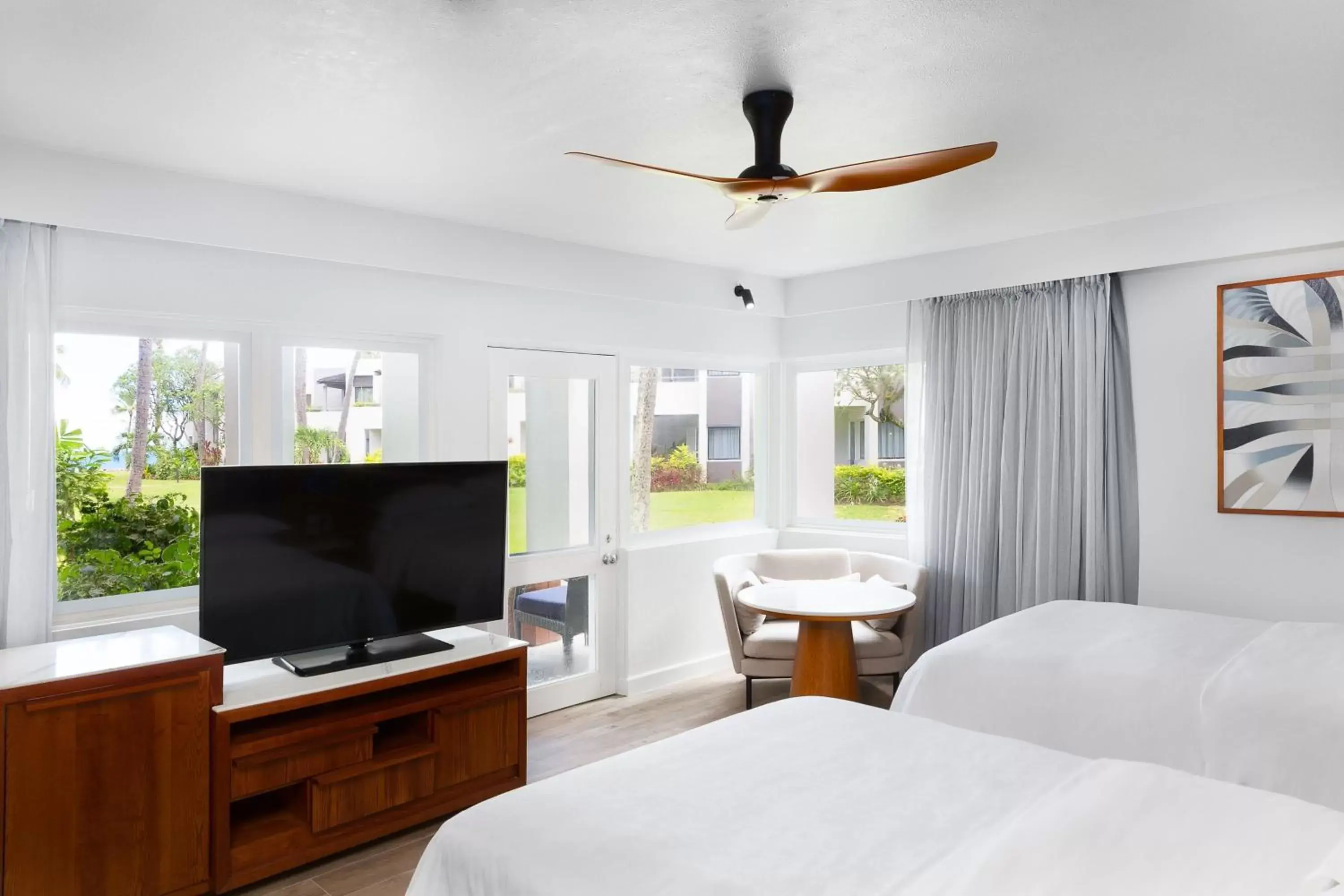 Photo of the whole room, TV/Entertainment Center in Sheraton Fiji Golf & Beach Resort