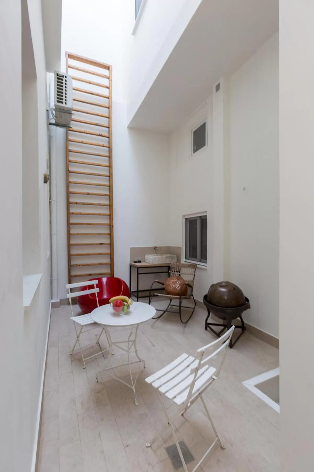 Troon of Athens Apartments