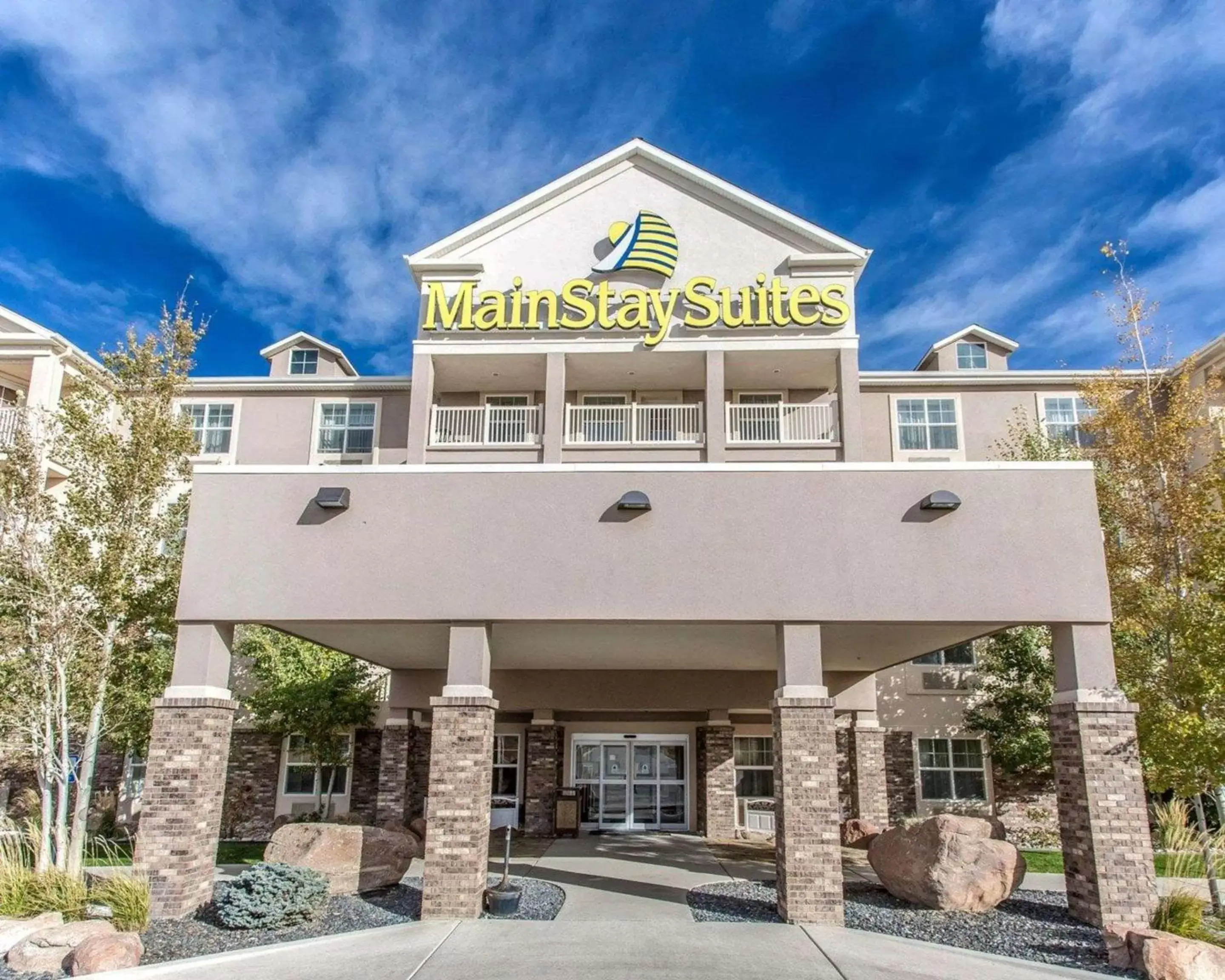Property building in MainStay Suites Casper Property building in MainStay Suites Casper