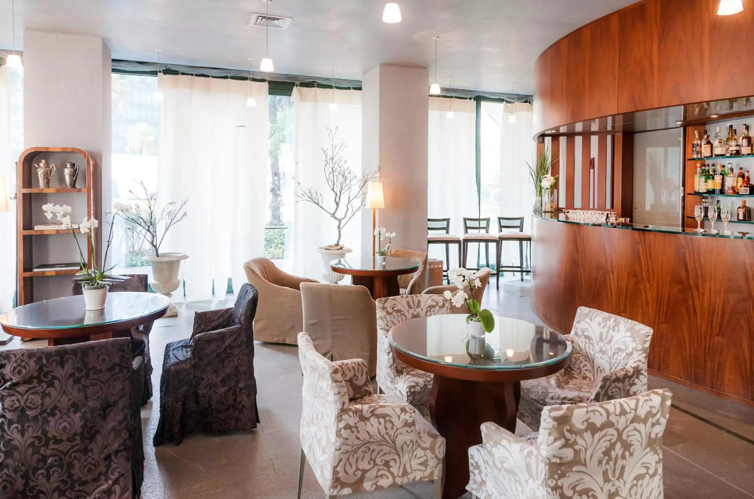 Lounge or bar in Cosmo Hotel Torri Lounge or bar in Cosmo Hotel Torri
