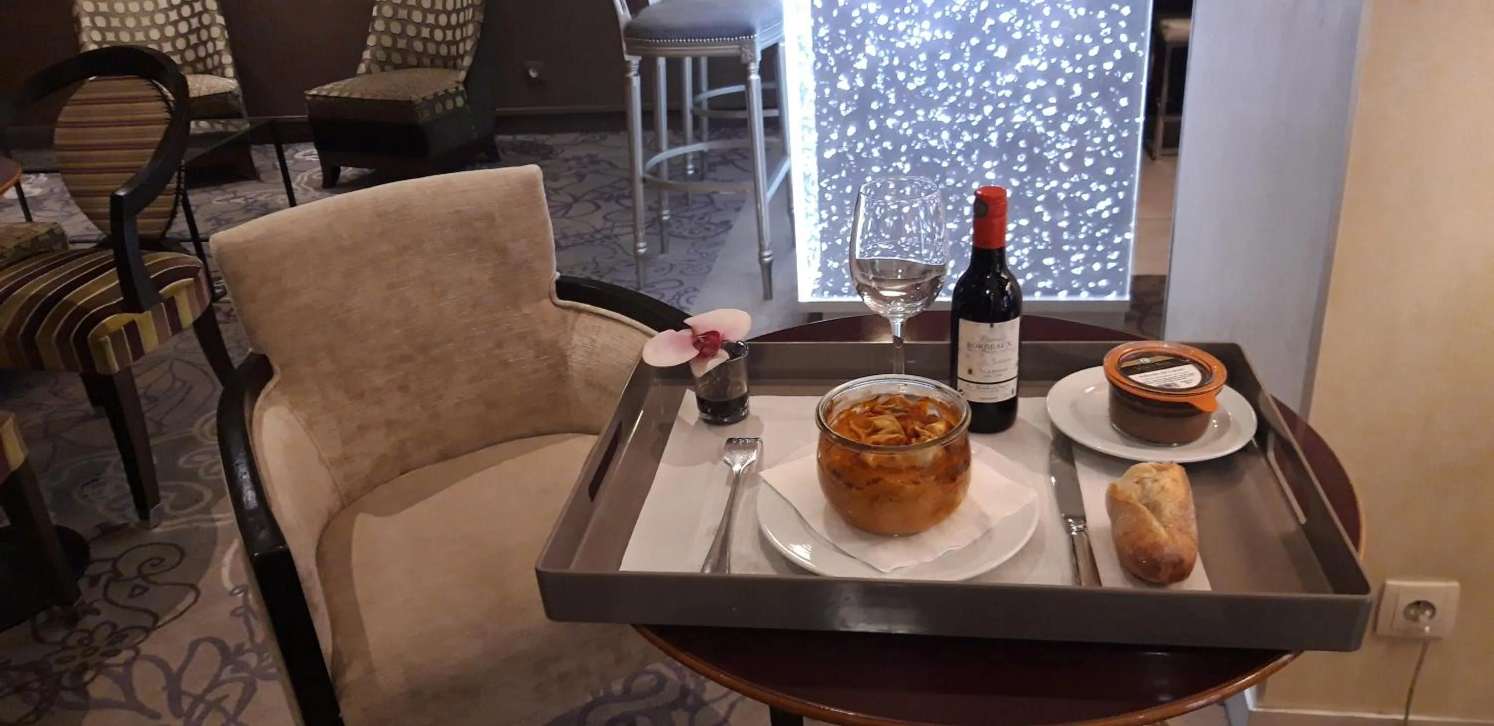 Meals in Hotel Best Western Anjou Lafayette