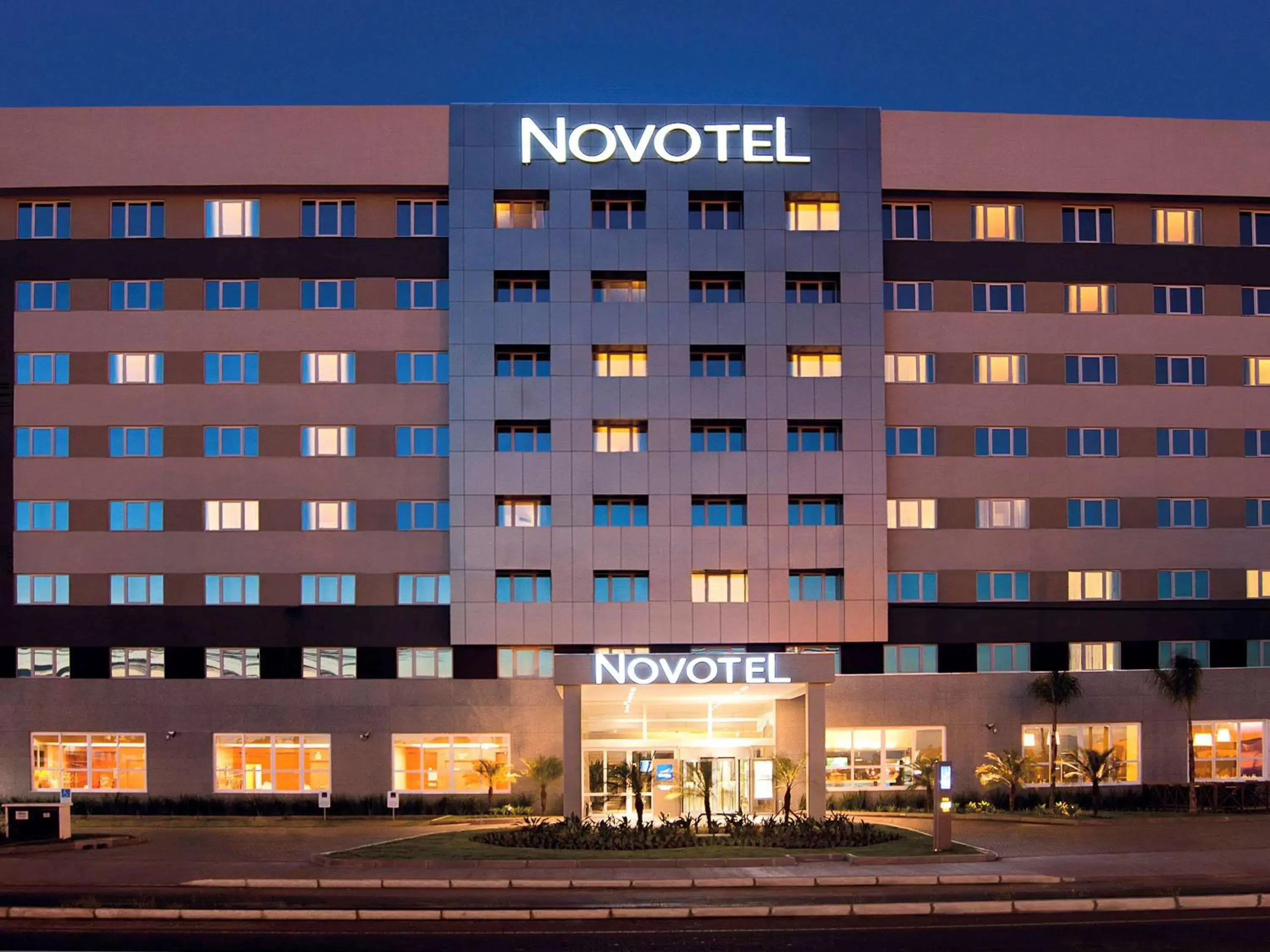 Property Building in Novotel Porto Alegre Airport