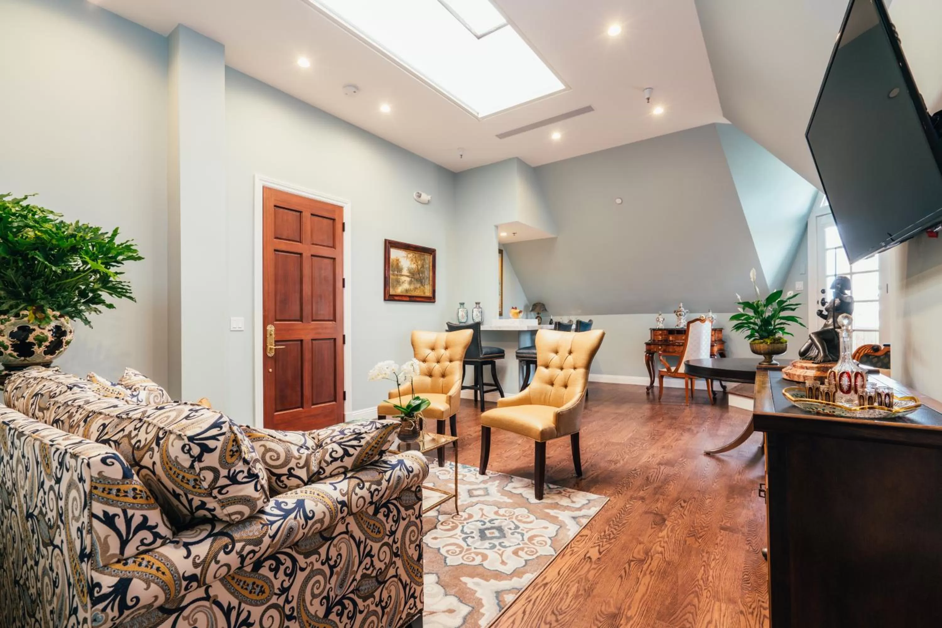 Neighbourgood Sutter Mansion